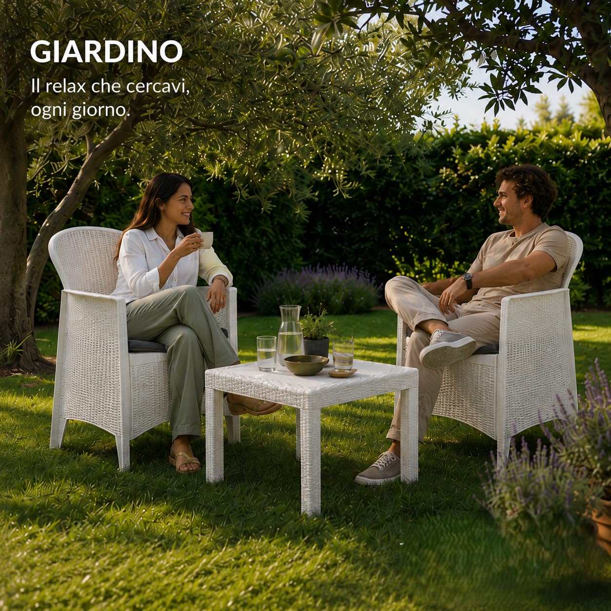 Salottino da Esterno 2 Posti Set da Giardino con Cuscini e Tavolino, Lounge Resistente alle Intemperie, Effetto Rattan Bianco 3 Pezzi