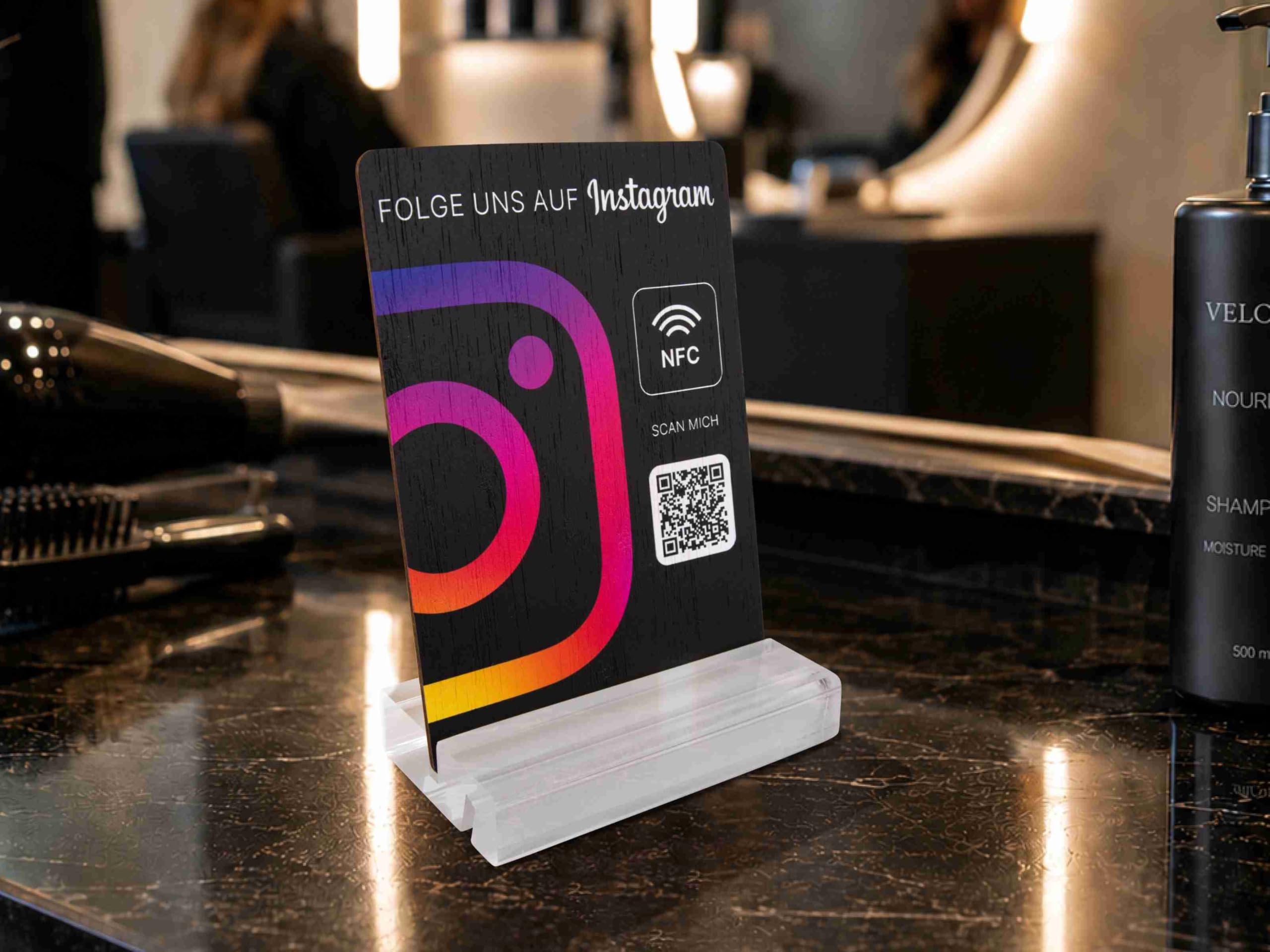 Instagram NFC Schild, Bambus, 105 x 148 mm, fertig eingerichtet, mit NFC und QR-Code