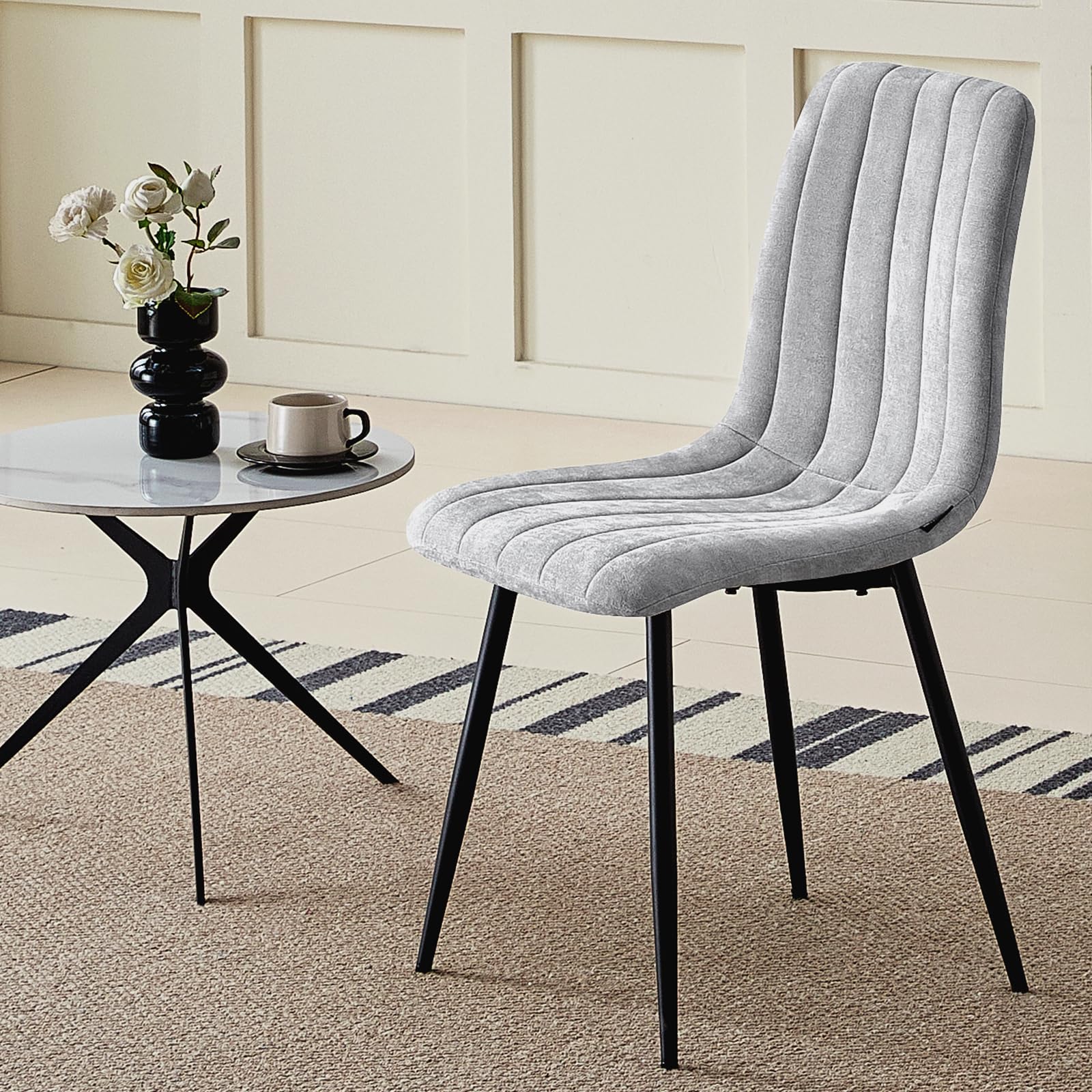 WAFTING Set di 4 Sedie da Pranzo, Sedie a Righe Imbottite con Schienale Alto con Pieds in Metallo, per Sala da Pranzo, Soggiorno, Cucina e Reception, Grigio
