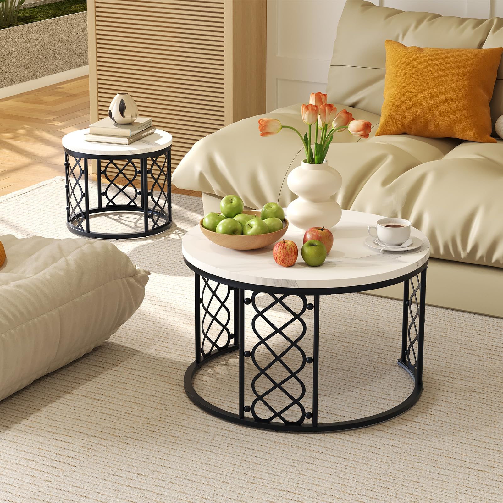 okwish 2er Set Runde Couchtische mit hohler Herz-Design-Optik, Moderne Beistelltische fürs Wohnzimmer, Weißes MDF Tischplatte für Wohnzimmer, Balkon & Büro, Schwarze Beine, 80x45 cm