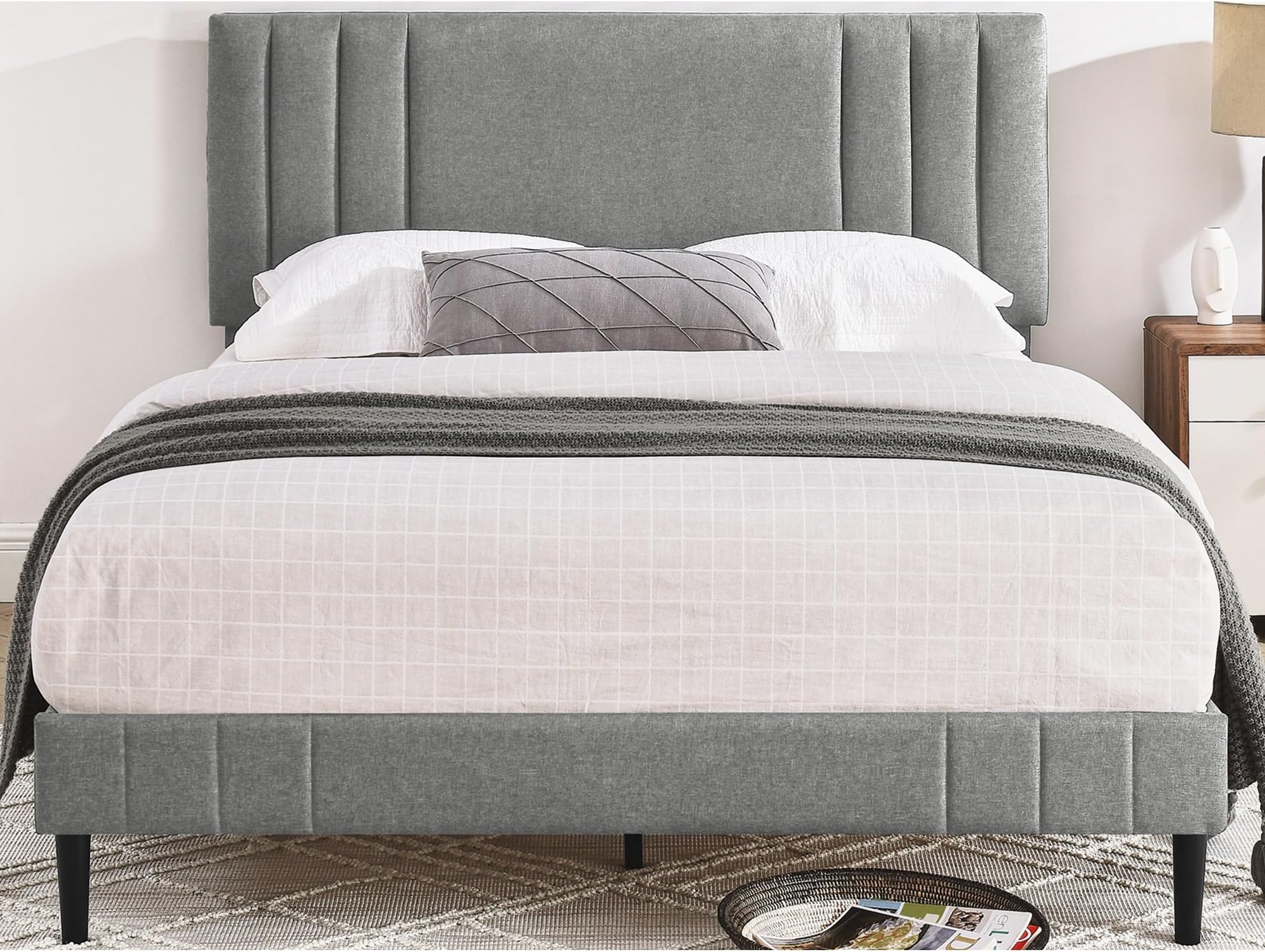 Decoro Chicago Modern Tufted Upholstered Platform Queen Size Bed Frame, Grey