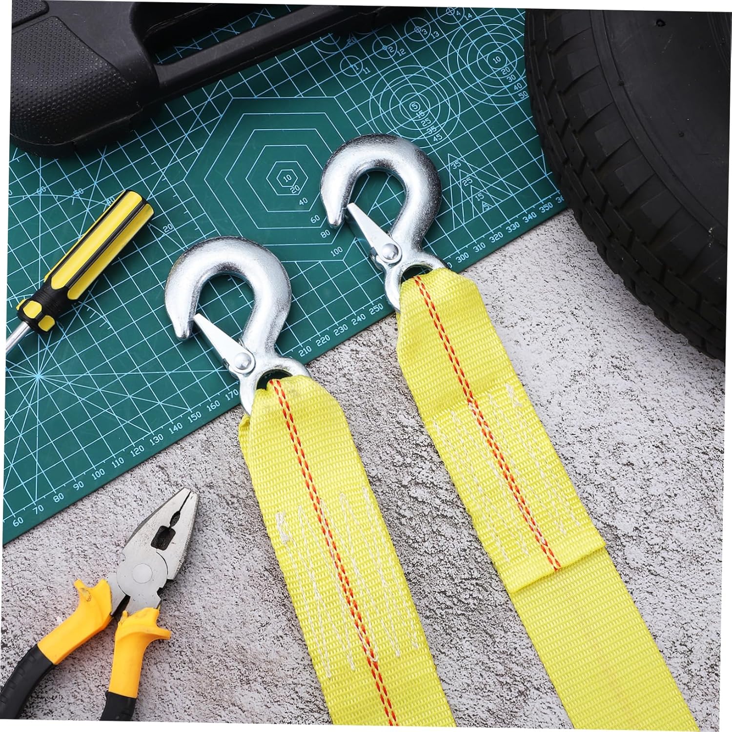6m Vehicle Recovery Tow Strap Heavy-Duty Towing Rope Hooks for Automotive Emergency Multi-Purpose Utility Trailer Accessory Load Capacity for Cars Suvs Atvs