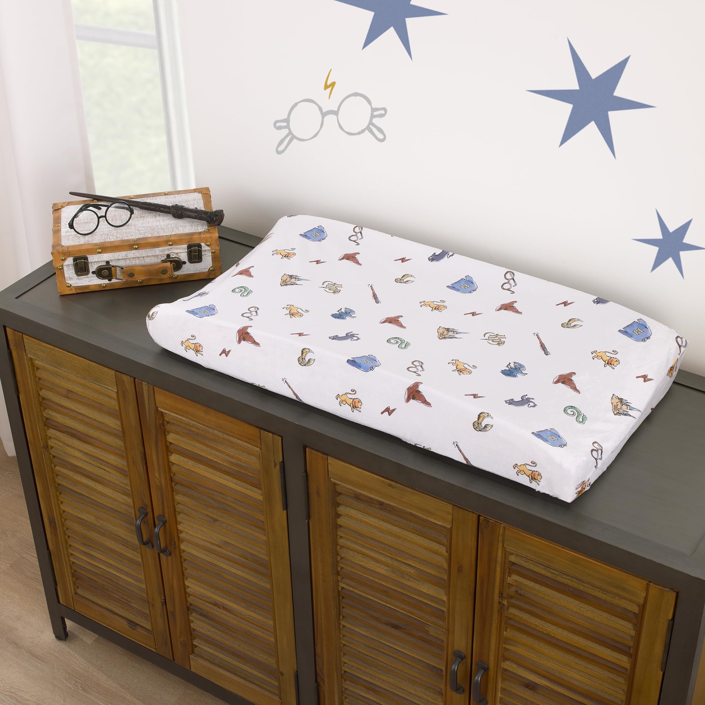 Warner Brothers Harry Potter Welcome Little Wizard Navy, Burgundy, Blue, and White Super Soft Contoured Changing Pad Cover