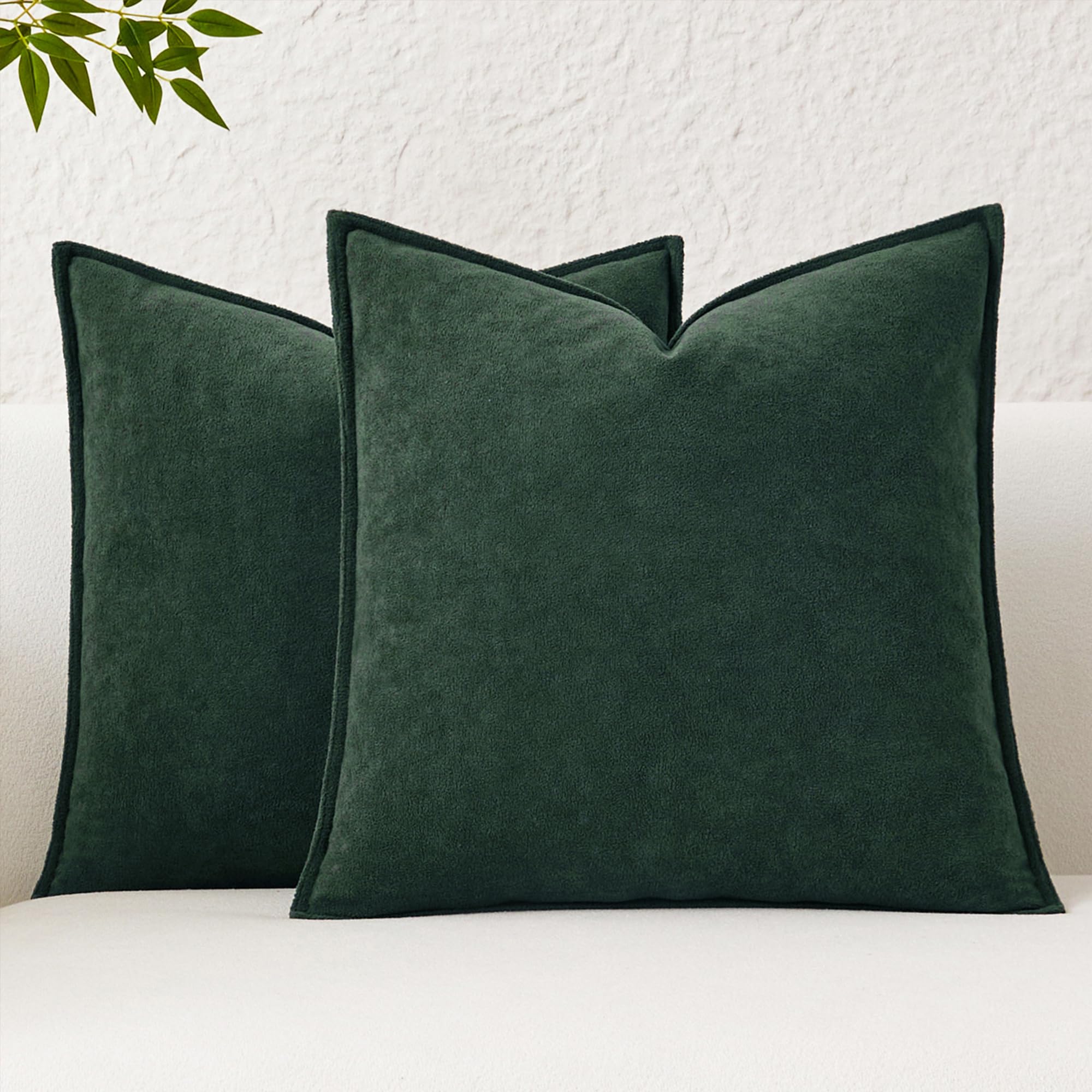 Kevin Textile Cushion Covers 40x40cm Spring Waterproof Decorative Pillow Covers Pack of 2 Soft Boucle Textured Lumbars Cushions Elegant Accent Pillows for Couch Sofa Bed Indoor Outdoor, Dark Green