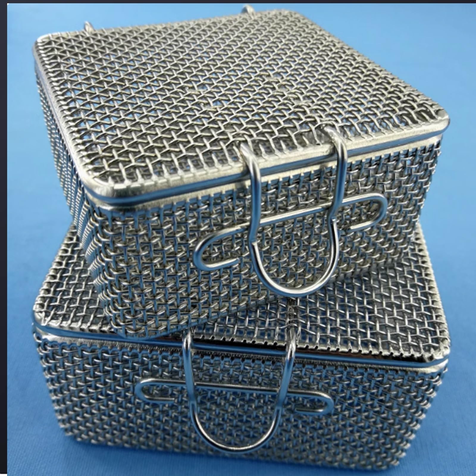 Kleiner Quadratischer Instrumenten-Sterilisationskorb, Edelstahl-Reinigungskorb Mit Deckel, Robust Und Langlebig, Für Krankenhäuser, Labore, Zahnärzte(8x8x4cm)