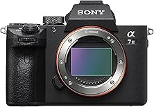 Sony Alpha 7 III | Spiegellose Vollformat-Kamera (Schneller 0,02s AF, optische 5-Achsen-Bildstabilisierung im Gehäuse), Schwarz
