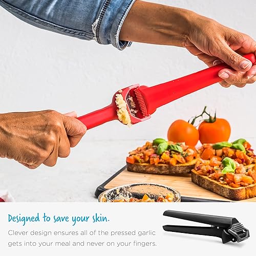 Miniatura 8 de Dreamfarm Garject Lite 2 en 1 pelador de ajos, prensa de ajo y picadora con expulsor de cáscara de ajo, nailon, color rojo