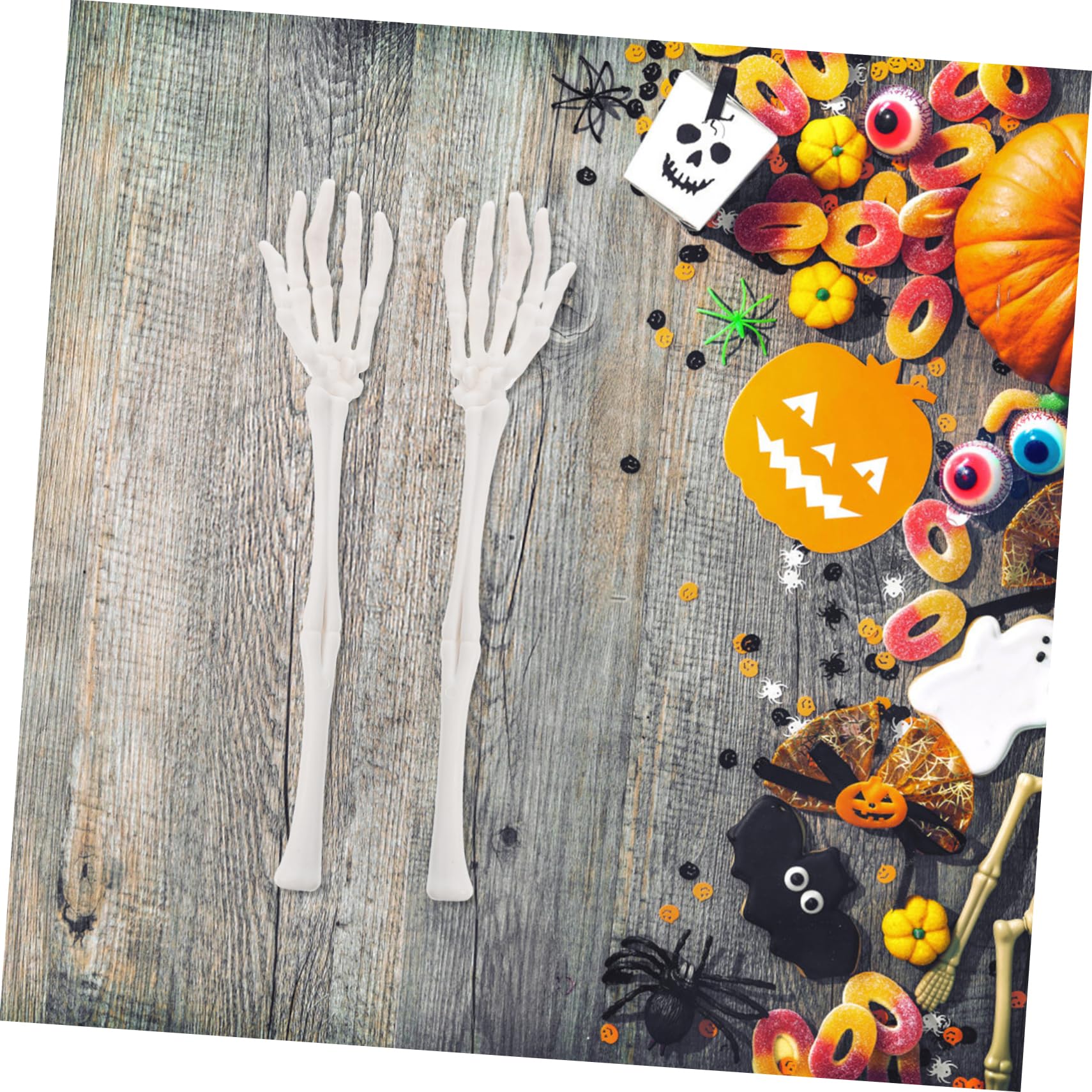 PRETYZOOM 2 Paar Handklauen-Salatgabel Halloween Skeletthand dekoration lustige Nudelgabel Löffel in Form eines Totenkopfarms realistische Skeletthände Gruseliger Skelettarm Plastik Weiß