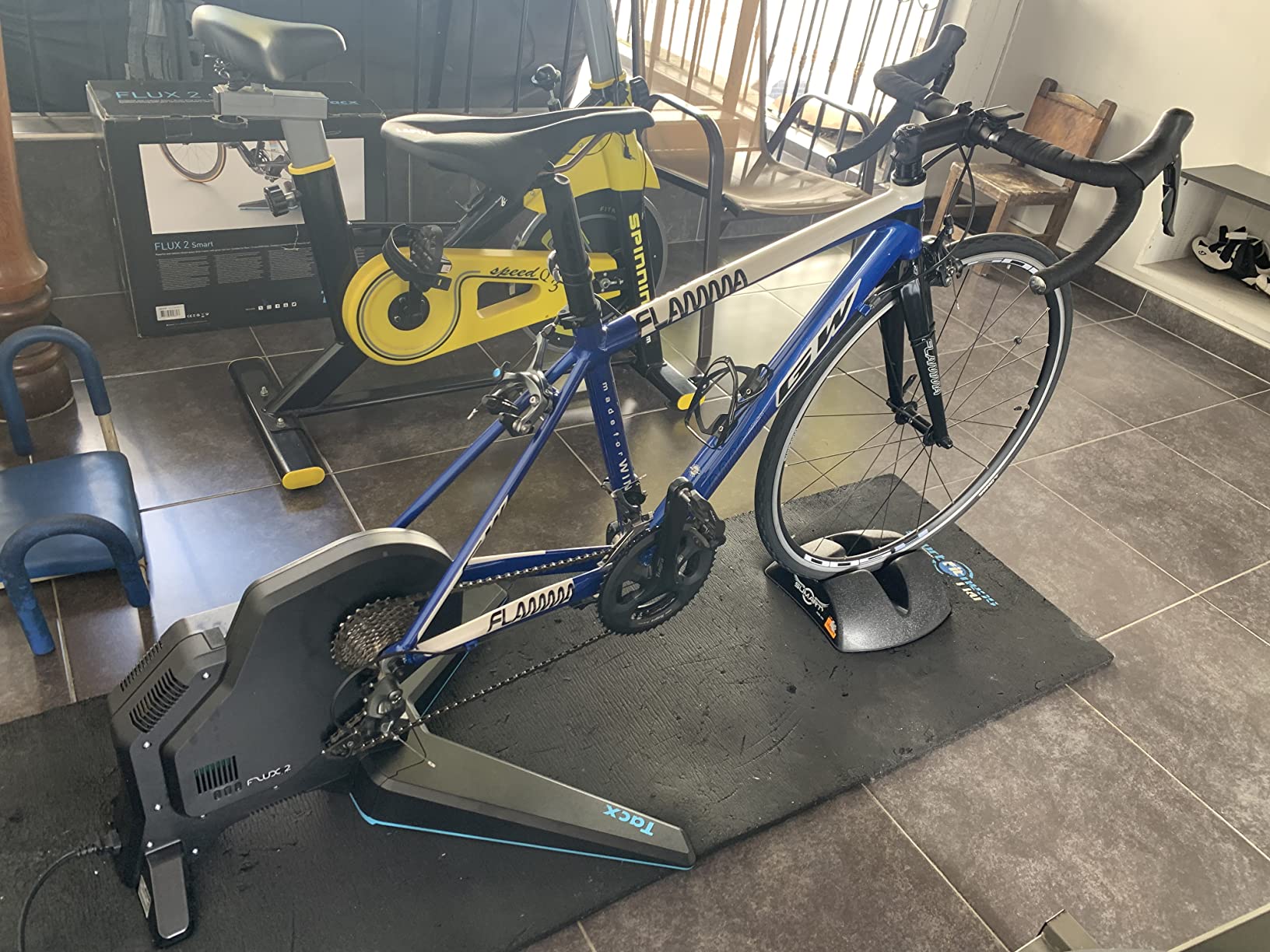 Flux Smart Trainer Kickr Core Vs Tacx Flux Tacx Flow Simulador