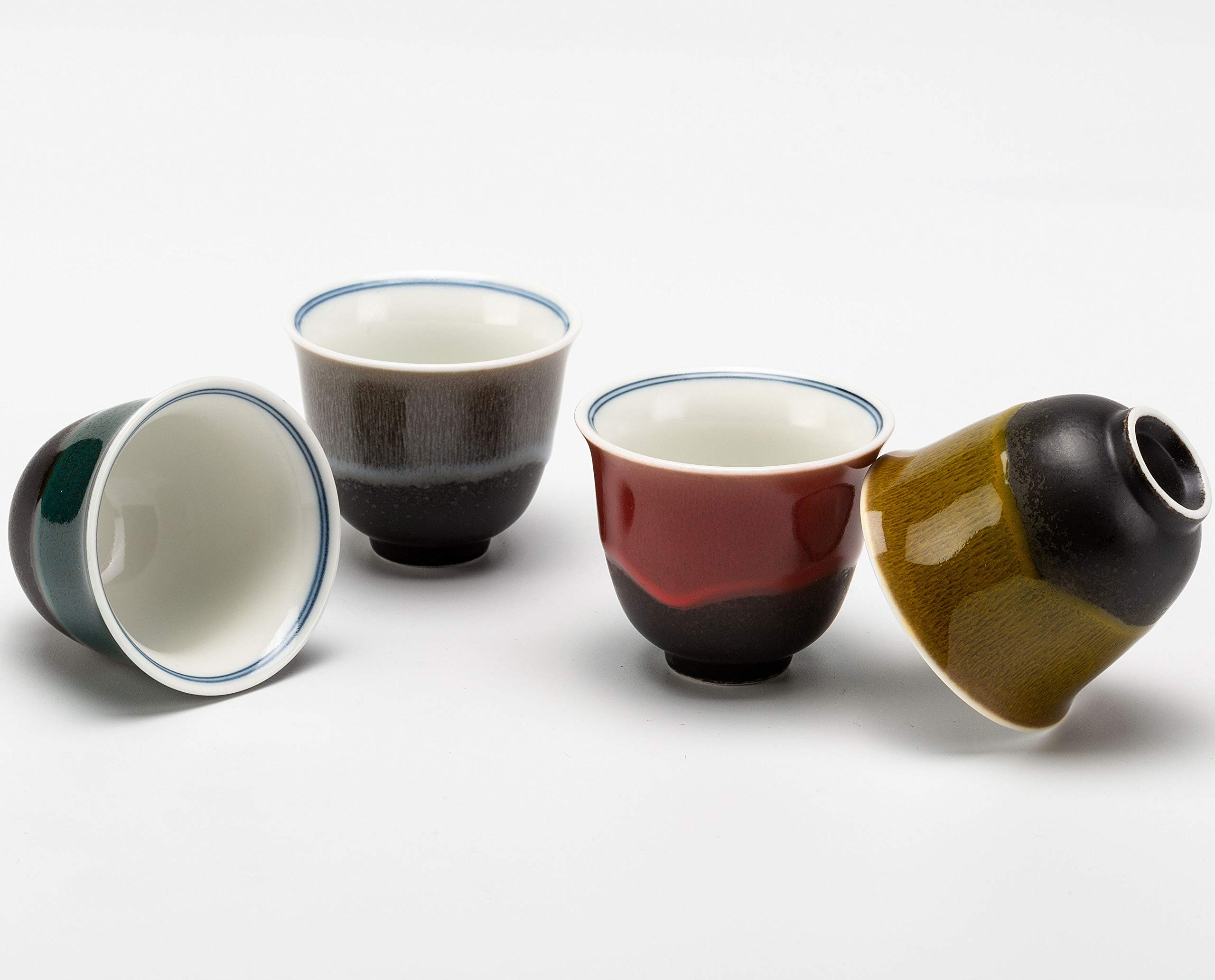 骨董　煎茶碗　手描き染付　茶器　鯉柄　湯のみ　4客セット 骨董 煎茶碗 手描き染付 茶器 鯉柄 湯のみ 4客セット 楽天市場】煎茶