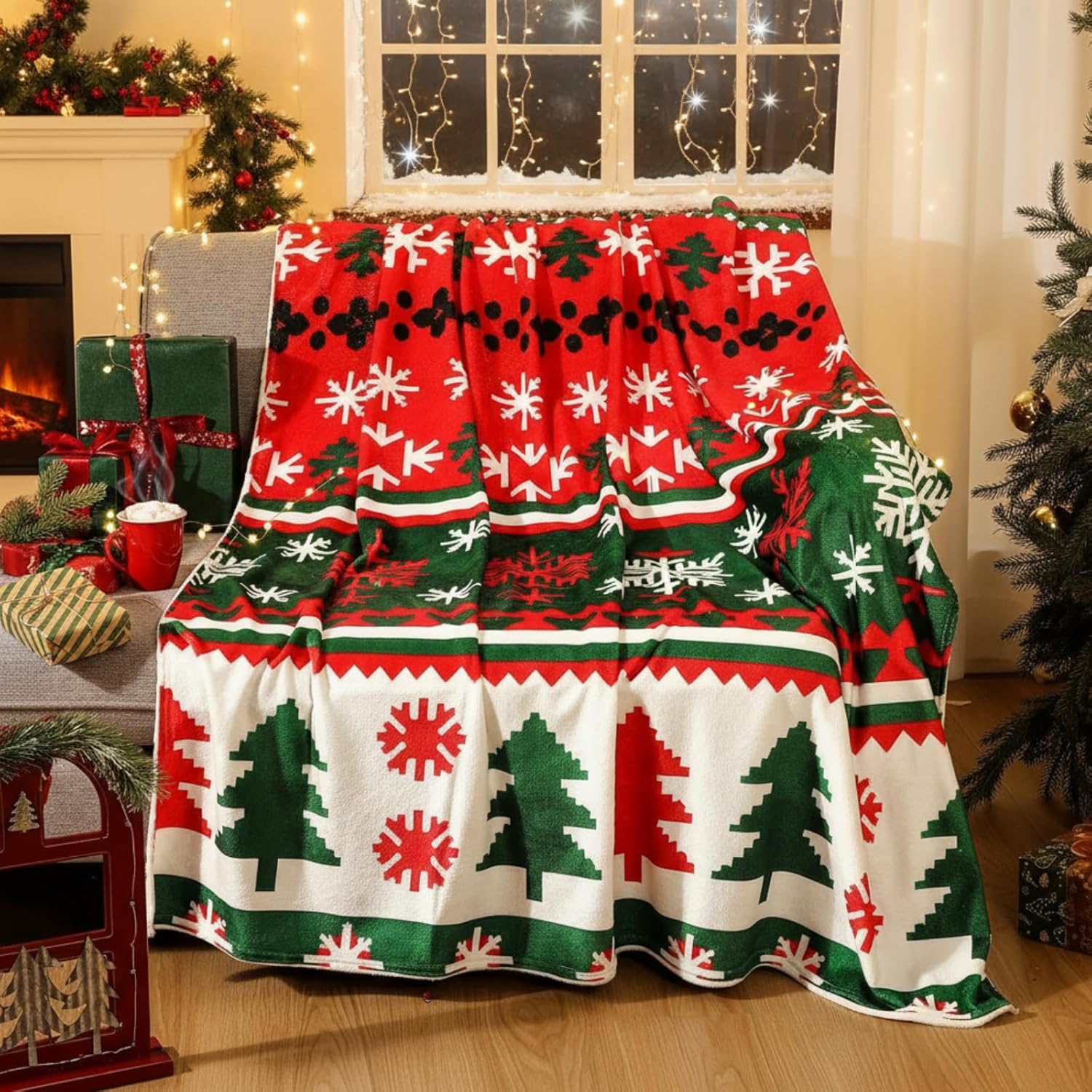 Christmas Flannel Throw Blanket 50 x 60 Inch Soft Warm Plush Holiday Decorative Throw Blanket for Couch Bed Sofa Fuzzy Flannel Lightweight Elegant Winter Gift Xmas Themed Print(Snowflakes)