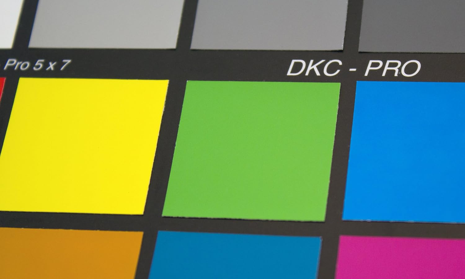 DKC-Pro 5" x 7" Set of 2 White Balance and Color Calibration Charts with 12% and 18% Gray - Pro Quality - Includes Frame Stand and User Guide