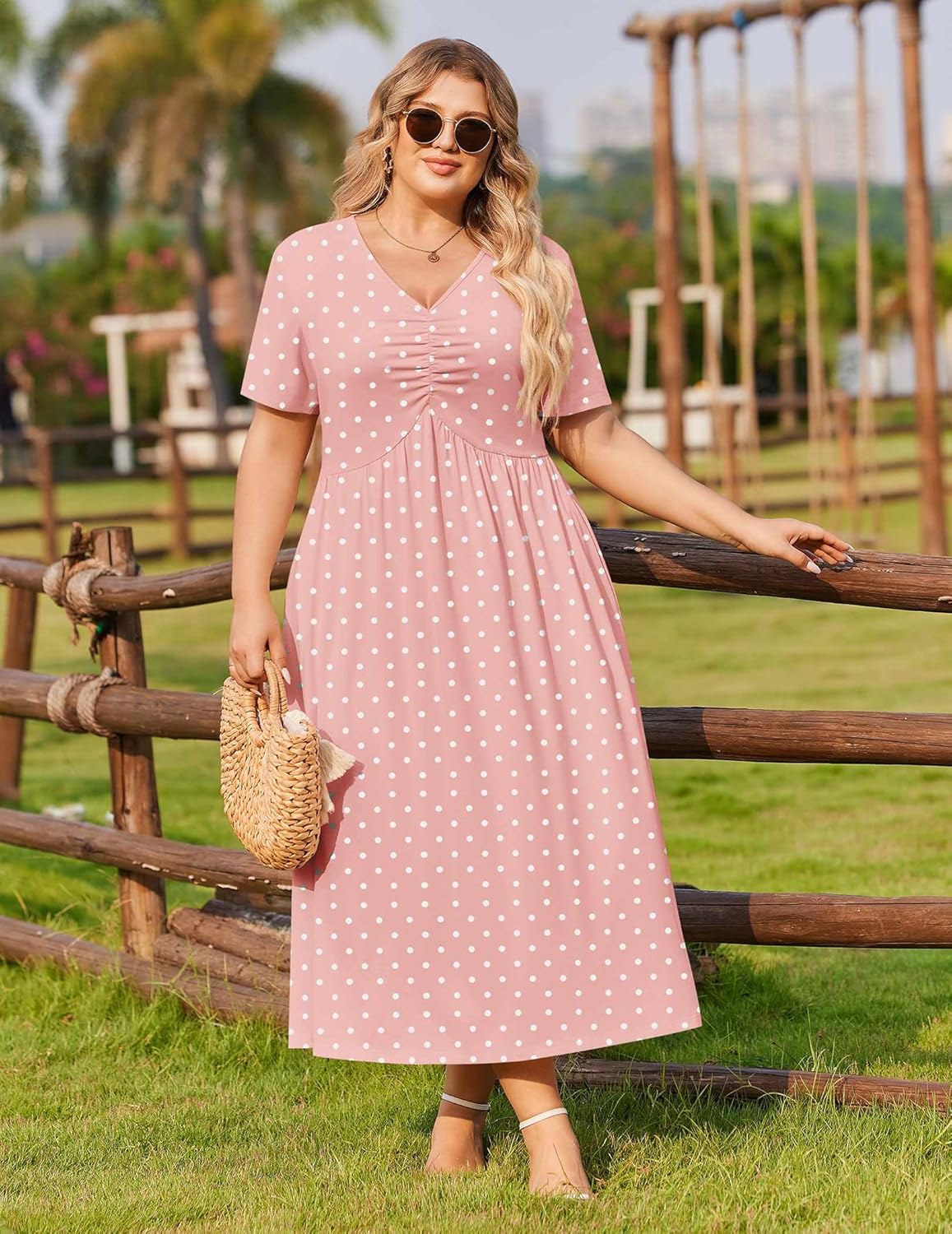 IN'VOLAND Women Plus Size Short Sleeve Dress Summer Casual V-Neck Ruched Aline Midi Dresses with Pockets