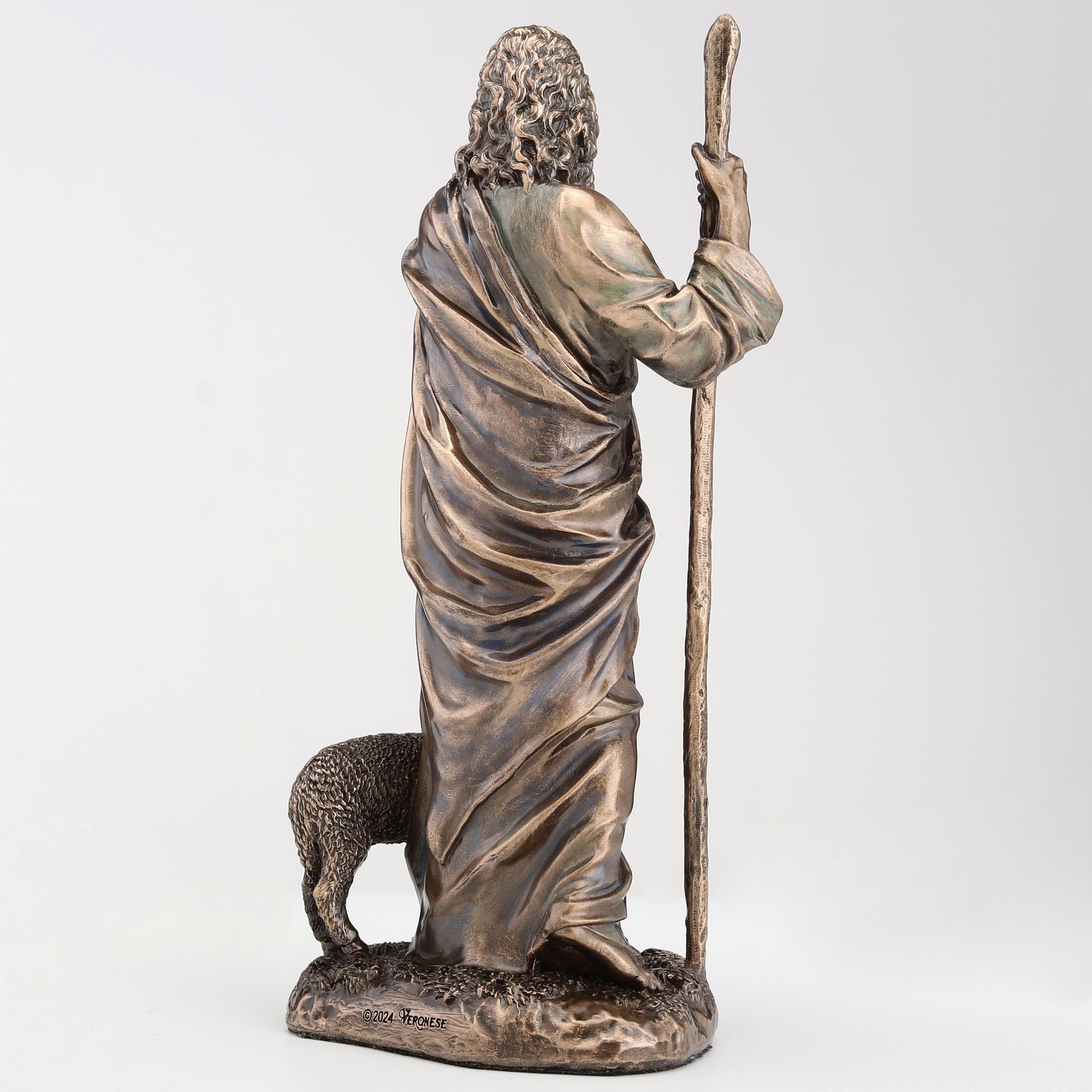 Veronese Design Escultura de decoración religiosa de resina fundida en frío de 6 1/4 pulgadas de Jesús el Buen Pastor