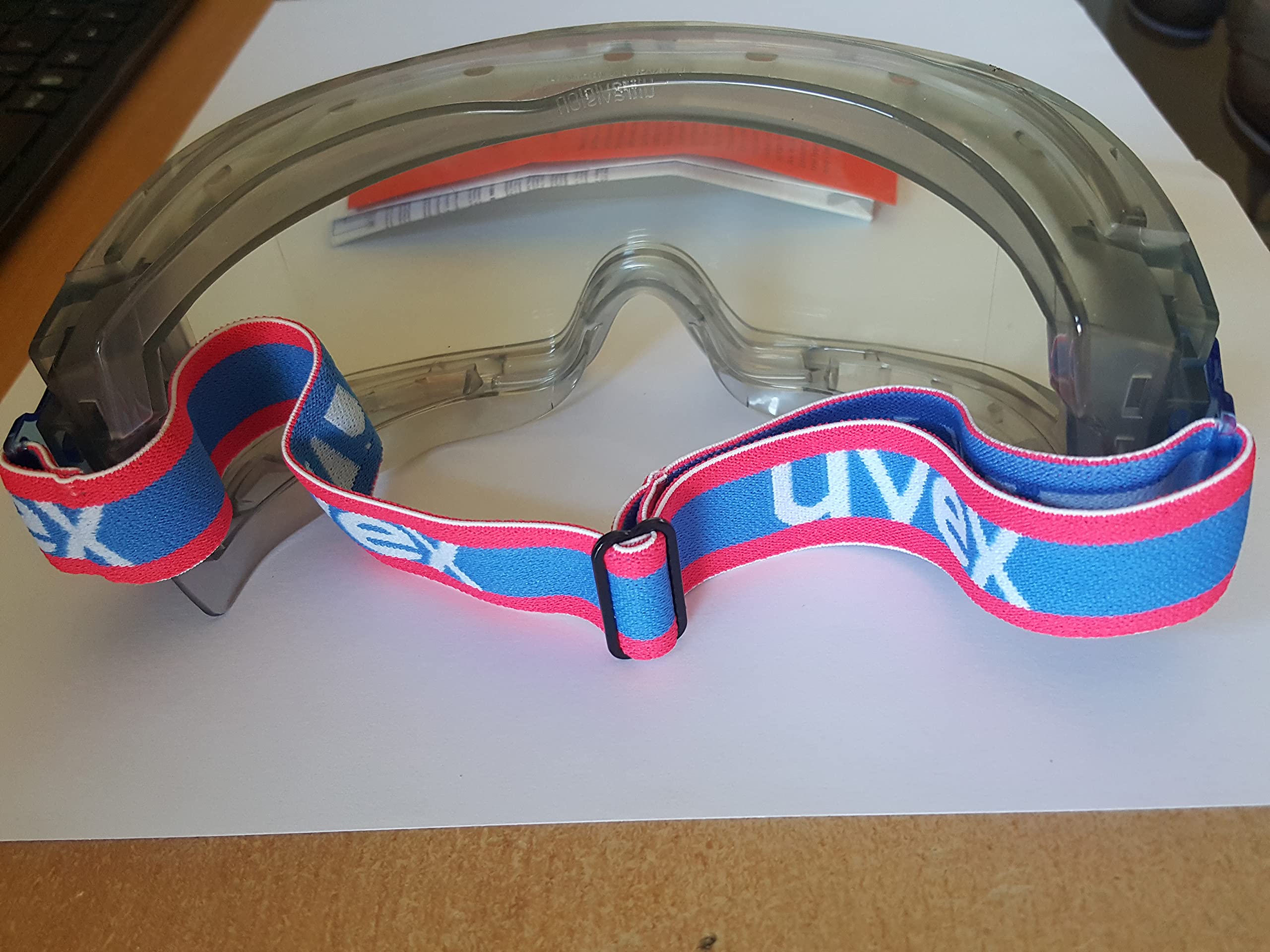 Uvex 9301 – 626 – Objetivo de supervisión con espuma Envolvente