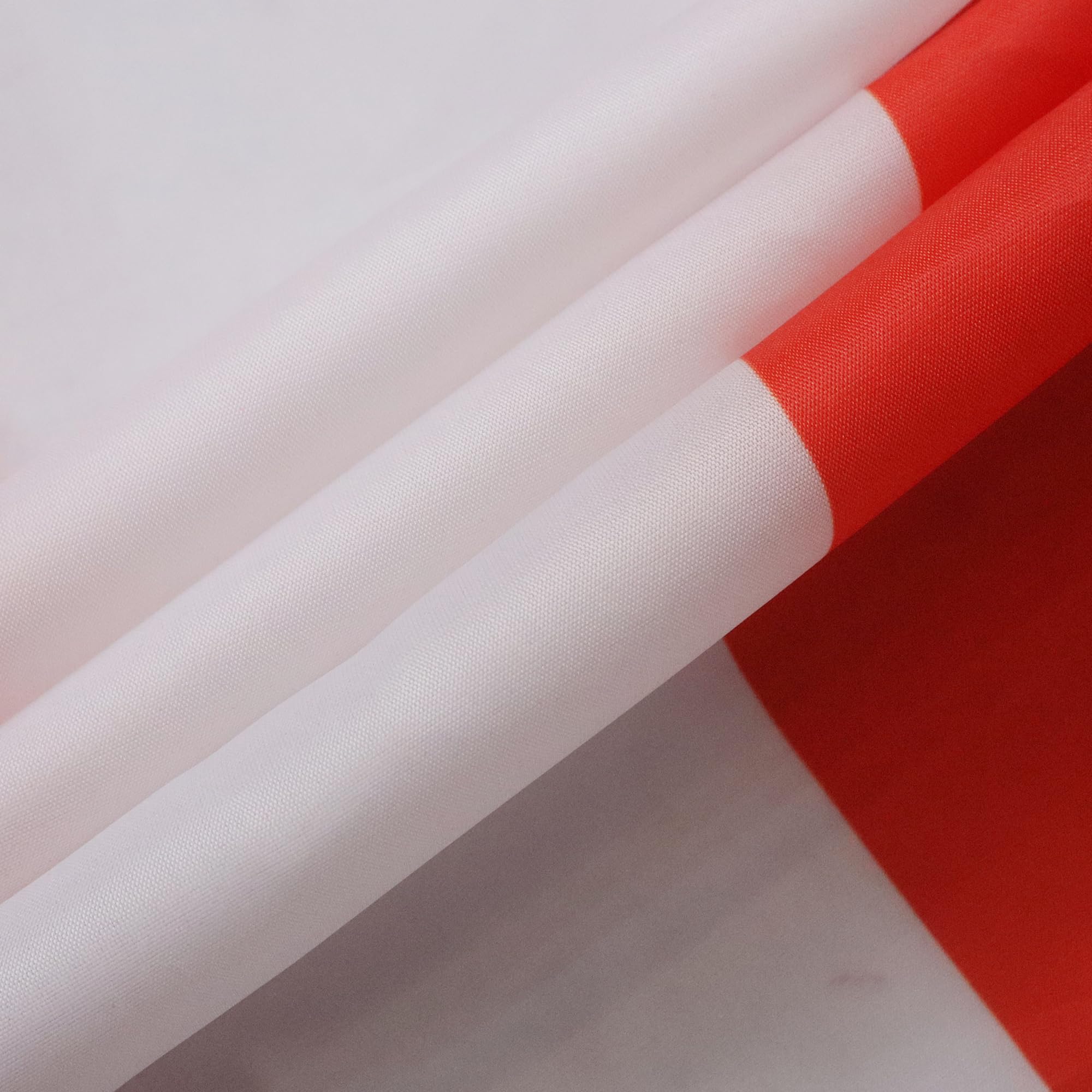 Bandiera rossa e verde a quadri, 100% poliestere con occhielli