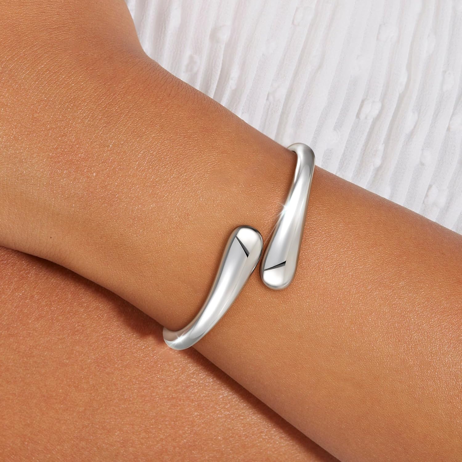 Gold Bangle Bracelets for Women Teens, 14K Gold Plated Chunky Cuff Bracelets Trendy Adjustable Twist Cuff Bracelets Jewelry Gifts - Image 4