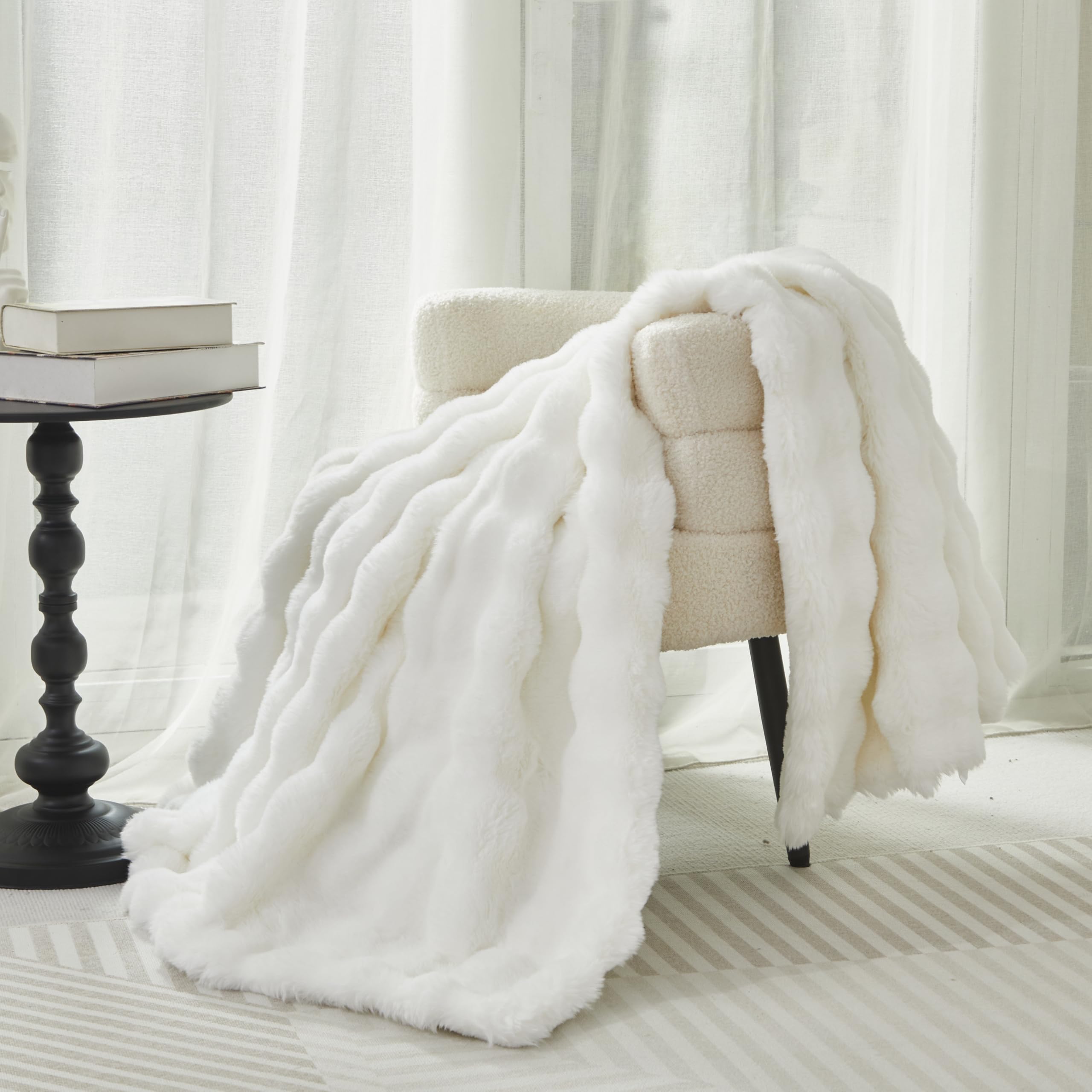 Kuscheldecke Kaninchen Plüsch Flauschige Decke Soft Wohndecke Dick 1000GSM Flanell Decke Couchdecke Warme Überwurfdecke Sofadecke Vielseitig Blanket Für Bett Sofa Schlafzimmer Büro Weiß 160x200cm