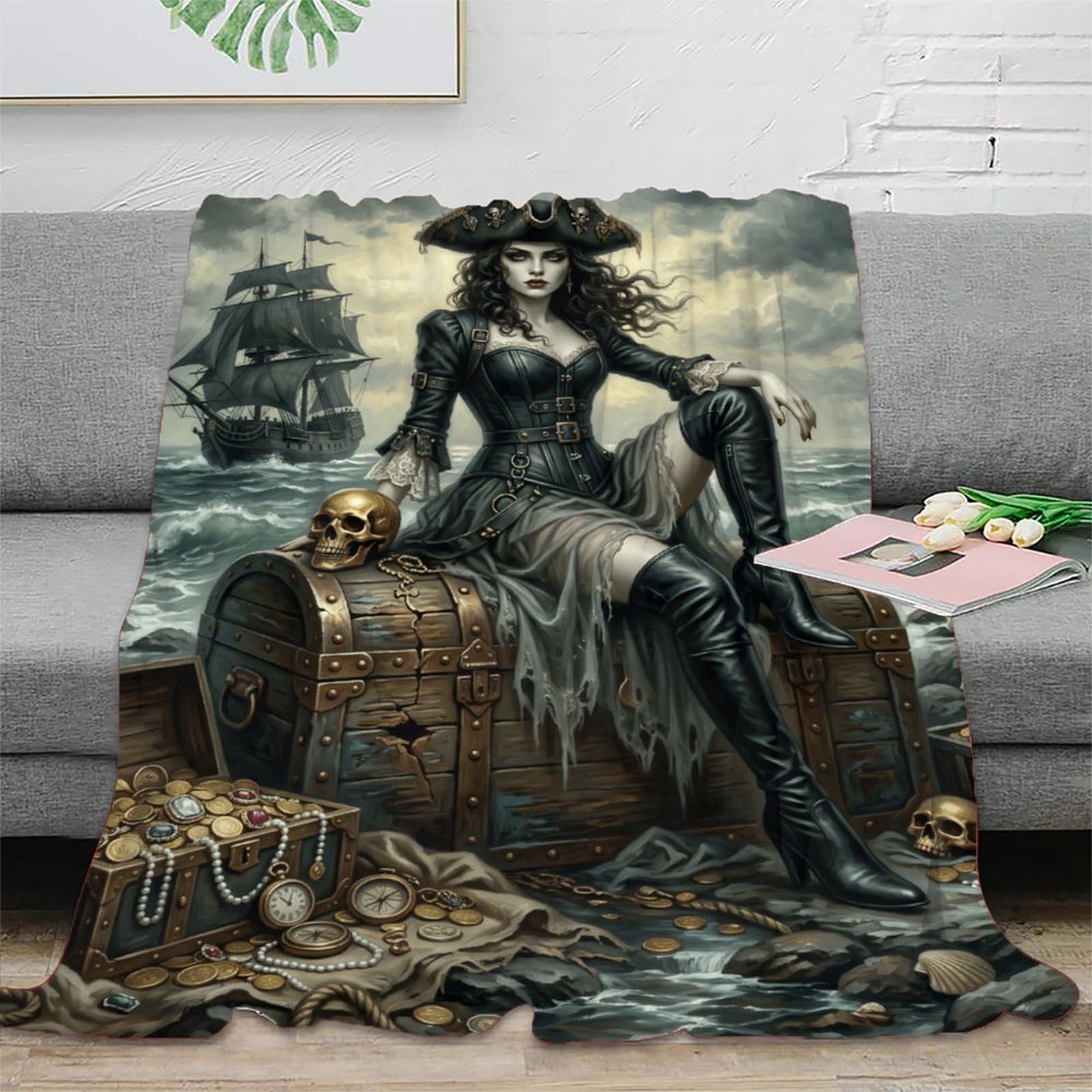 H3B8U2Y5 Pirate Queen Seaside Treasure Throw Blanket, Flannel, Camping