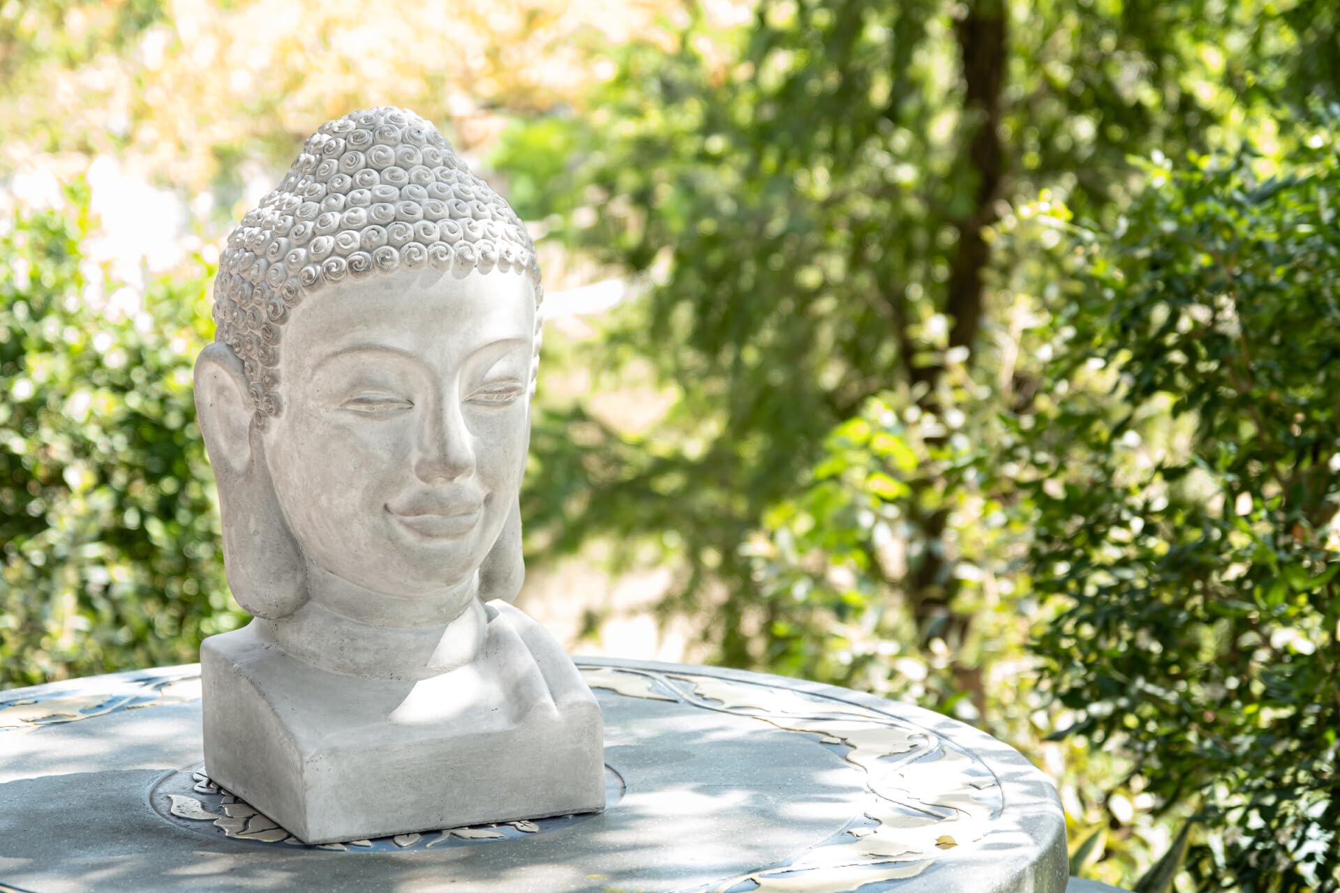 Teramico Gartendekoration Gartenfiguren Statuen aus Beton in Grau - Stern/Buddha/Französische Lilie - absolut frostfest (Buddha)