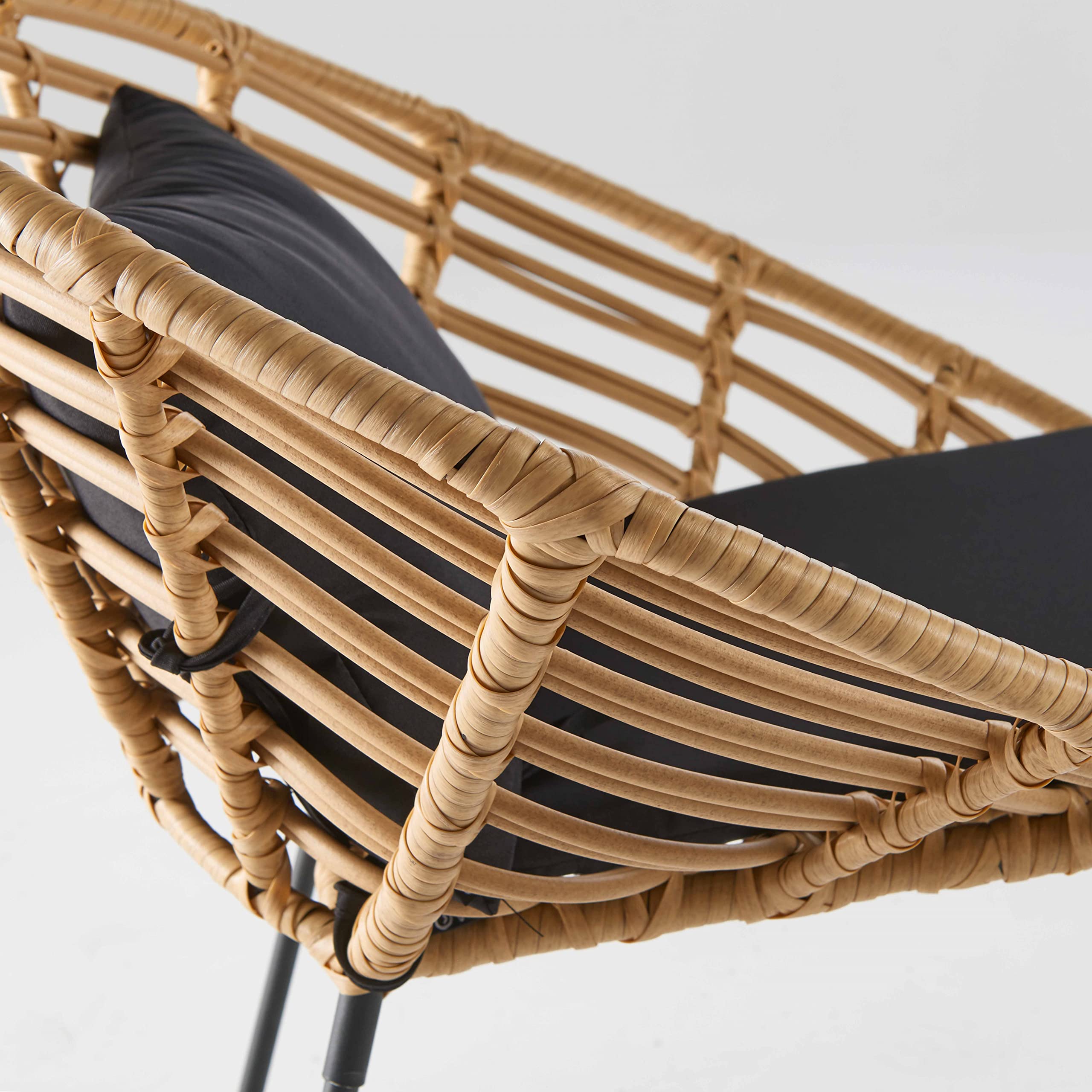 Oviala Lot de 2 fauteuils de Jardin Rond en résine tressée