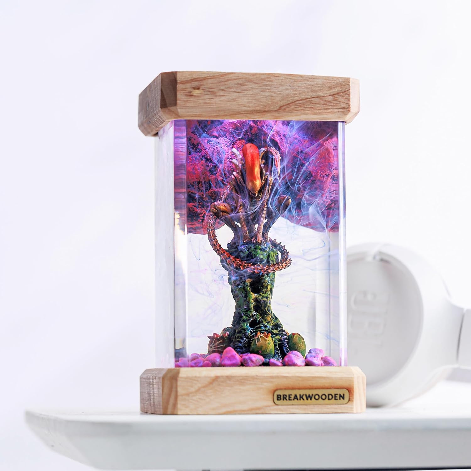 BREAKWOODEN Handcrafted Alien Creature Resin Wood Lamp, LED USB-Powered Horror Night Light, Purple and Red Illuminated Sci-Fi Desk Decor (L (2.8"x2.8"x5.1"))