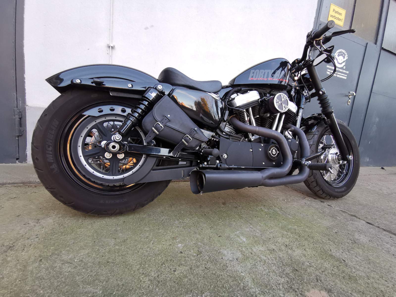 Medusa Black Destro Nero Sporty Tasca Laterale Sinistra Tasca Laterale Lato Destro compatibile con Harley Davidson Sportster XL Ferro Quaranta Eigt