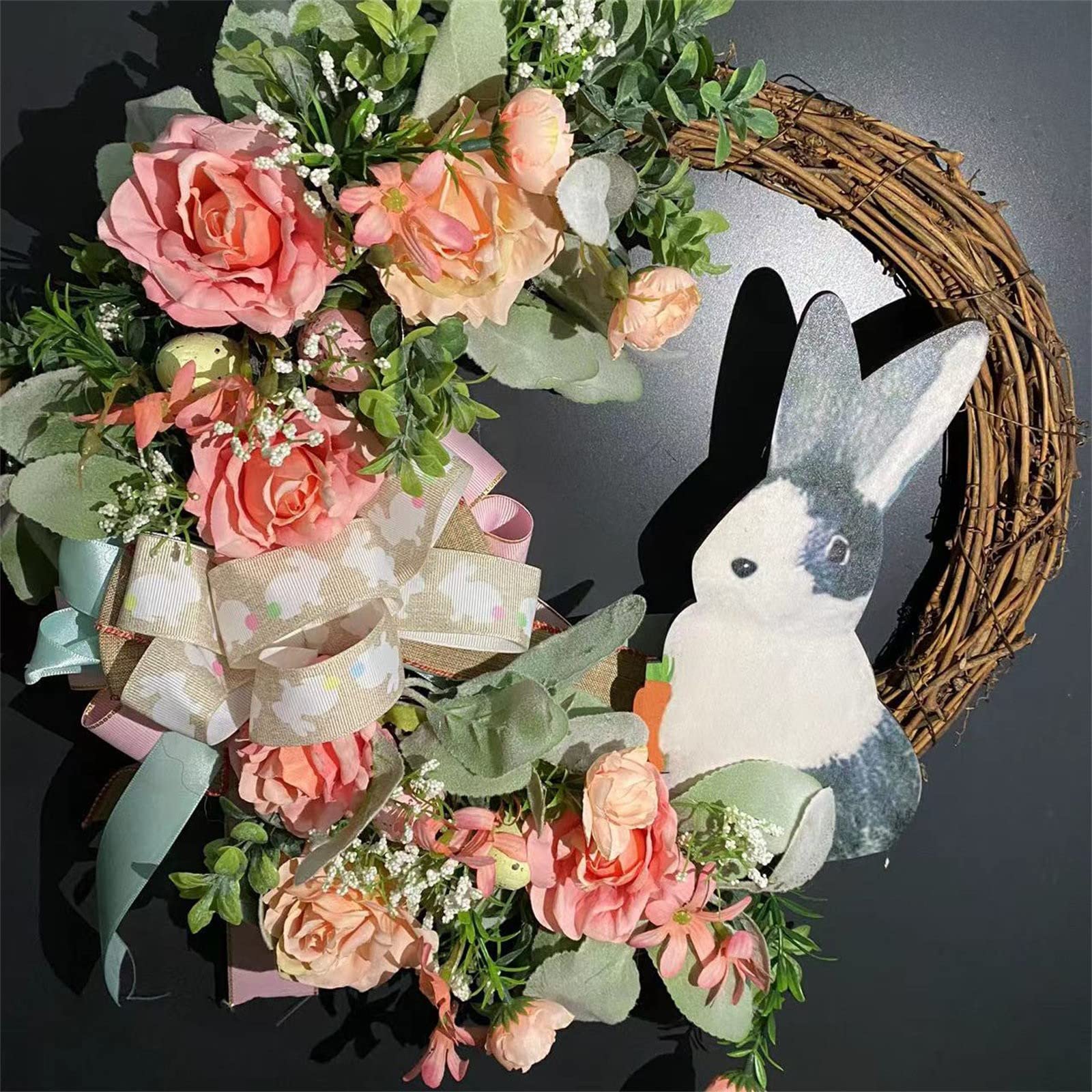 Belupai Ghirlanda Di Pasqua Per Porta - 25 Cm, Coniglietto Con Orecchie Di Peluche, Fiori Rosa E Fiocco