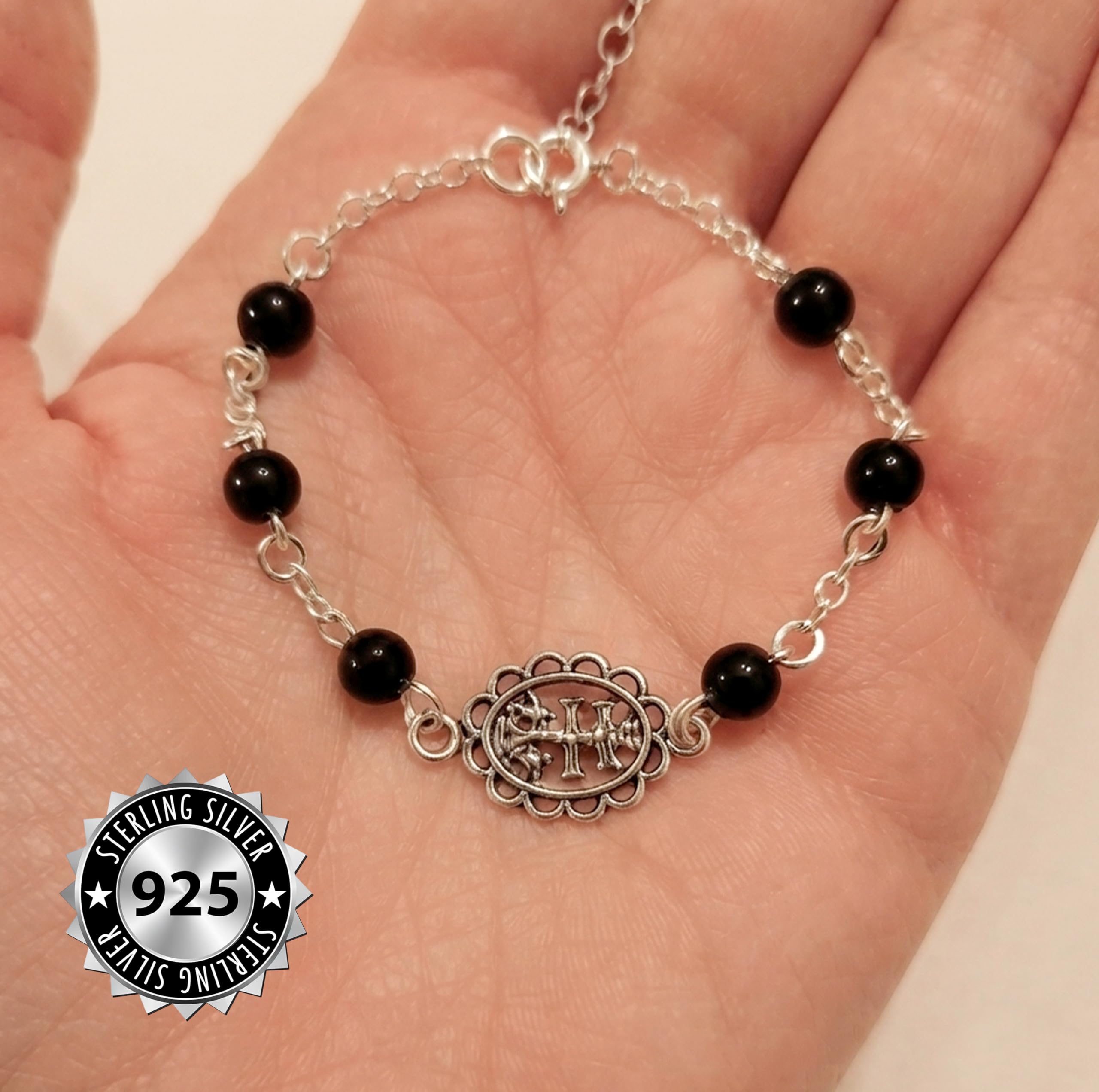 Only faith Bracciale con croce di Caravaca in argento Sterling 925 con onice nero | Pietre naturali da 6 mm, lunghezza 19 cm regolabile, design artigianale, ipoallergenico, chiusura a molla