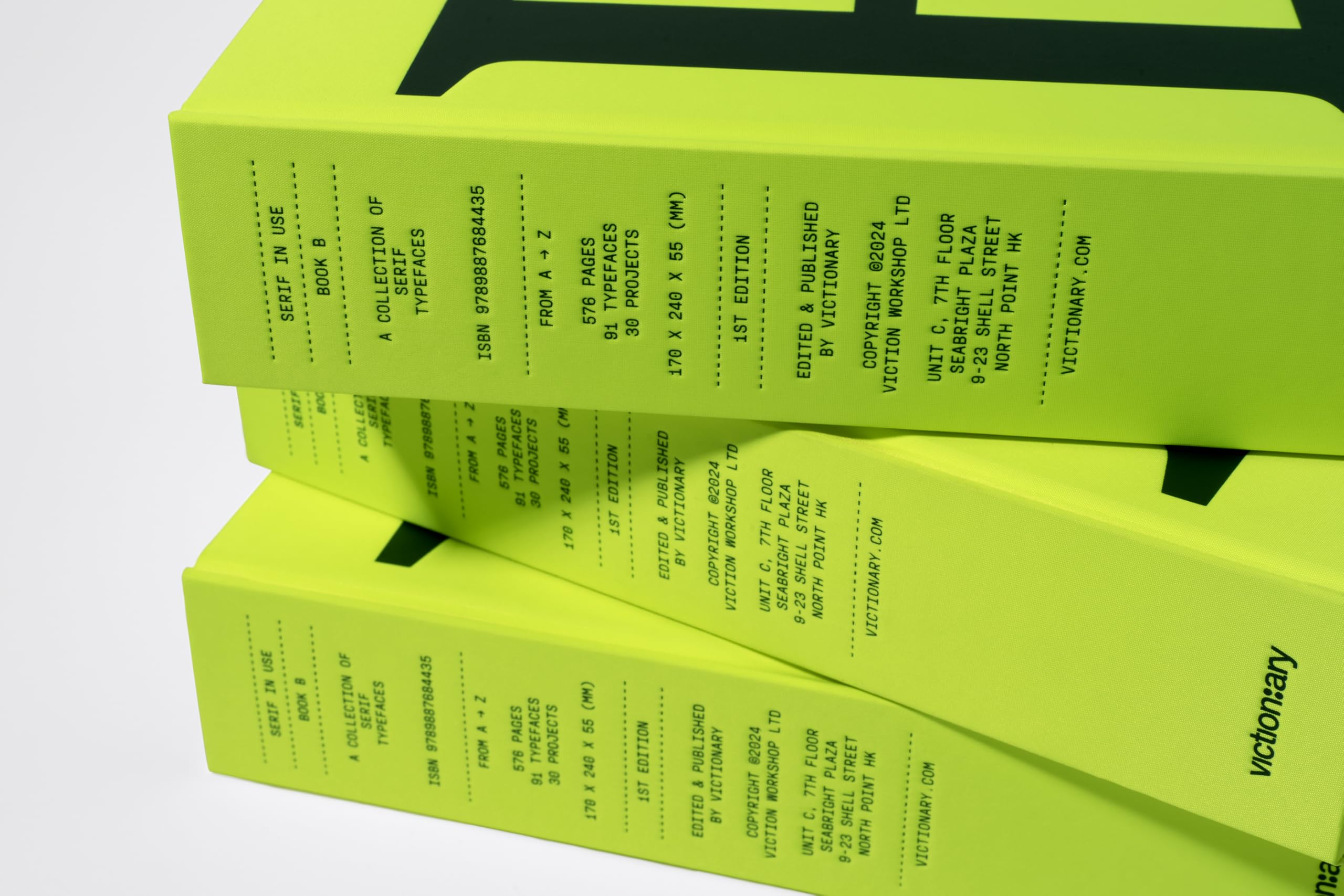 Serif in Use: Creative Typefaces and Their Applications
