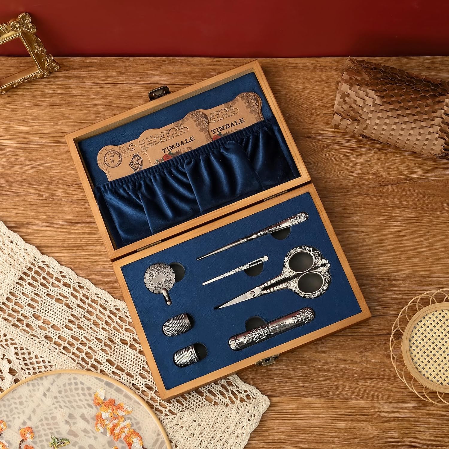 Vintage Embroidery Scissors Kit, Christmas Gift for Sewing Professional, European Antique Sewing Kit, Complete Sewing Tools for Sewing Craft, Needlework