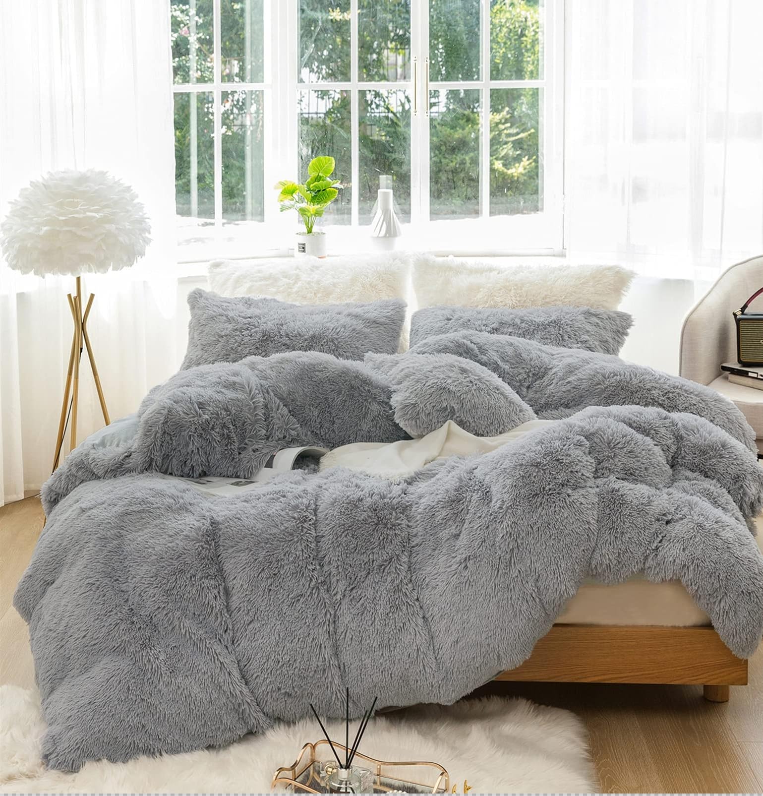 Plush Shaggy Duvet Cover Set 3 Pieces Aesthetic Fluffy Comforter Cover Set Ultra Soft Crystal Velvet（1 Faux Fur Comforter Cover + 2 Faux Fur Pillowcases）,Zipper Closure(Queen，Light Grey)