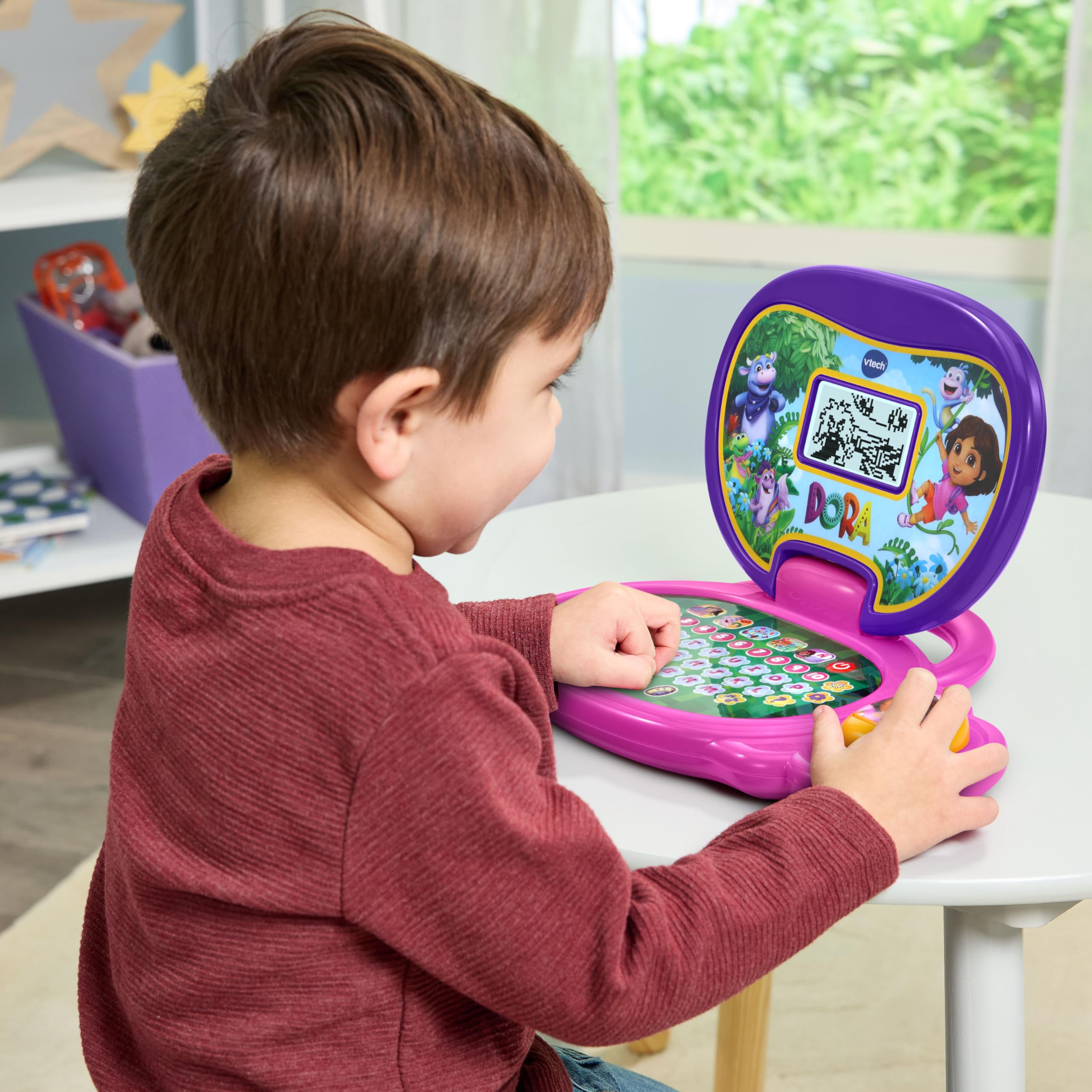 VTech - Mon Ordi Éducatif Dora L’Exploratrice - Ordinateur Enfant Bilingue avec Écran Rétroéclairé, 13 Activités et Jeux Interactifs Dora - Cadeau Enfant Dès 3 Ans - Contenu en Français et Anglais