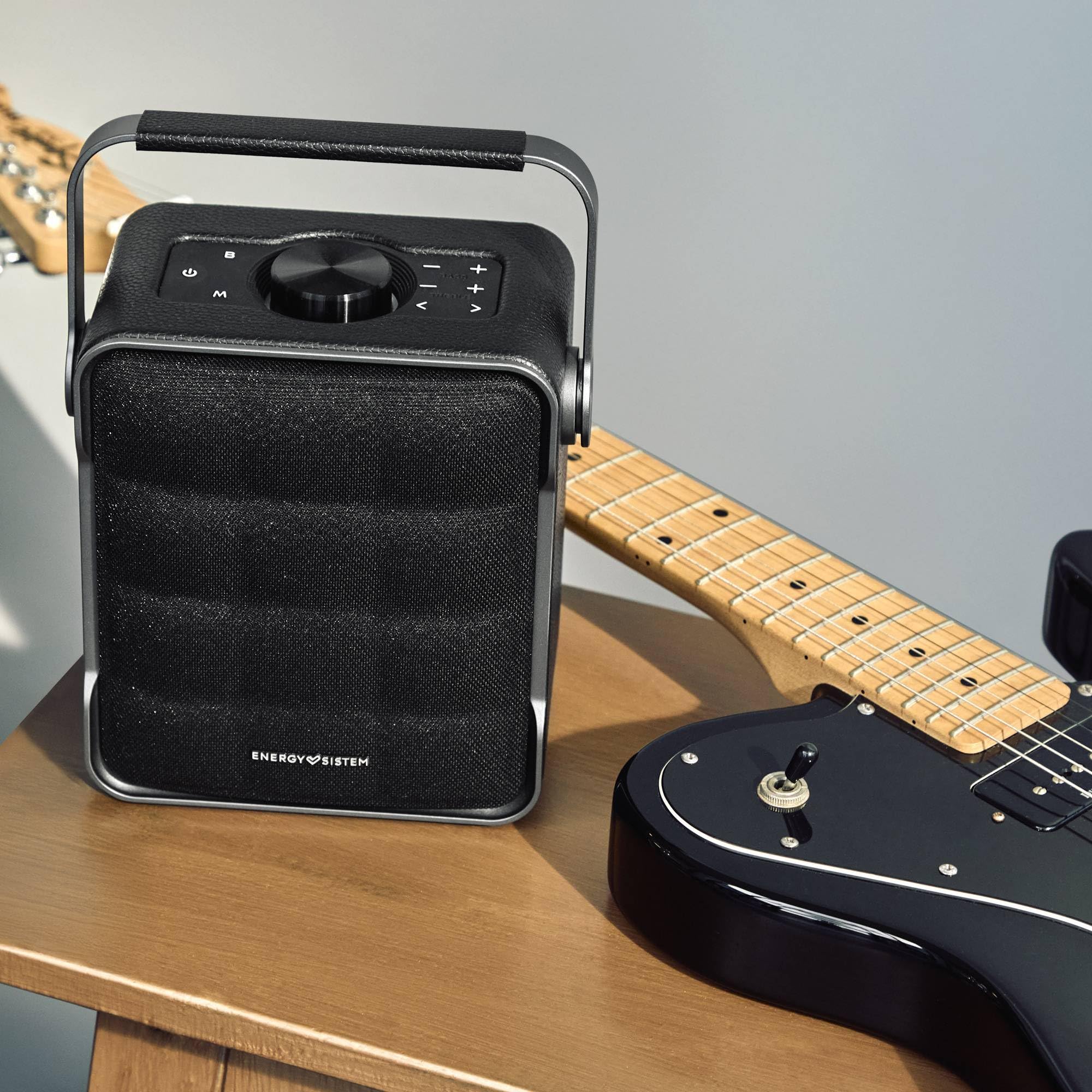 Energy Sistem Classy Essence – Altavoz Bluetooth 70W con True Wireless Stereo, Ecualizador Ajustable, Extra Bass, batería de 8h, USB, MP3, WAV, FLAC, diseño Premium en Aluminio y asa integrada