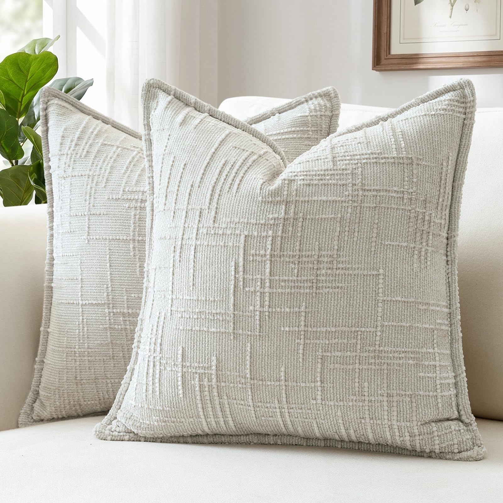 Sungeek Pack of 2 Light Grey Chenille Textured Decorative Cushion Covers, Soft Cozy Bound Edge Design Cushion Case, Solid Farmhouse Square Pillow Case for Couch Sofa Bed Living Room, 60x60cm