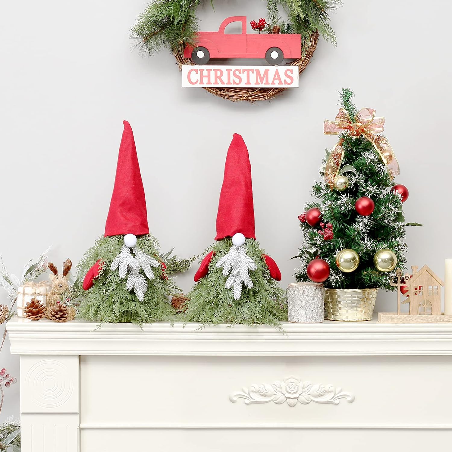 SY Super Bang Small Prelit Christmas Tree, Tabletop Mini Christmas Tree Ornaments for Home Decor, Gnome Christmas Decorations for Holiday Party Birthday Thanksgiving, Green.
