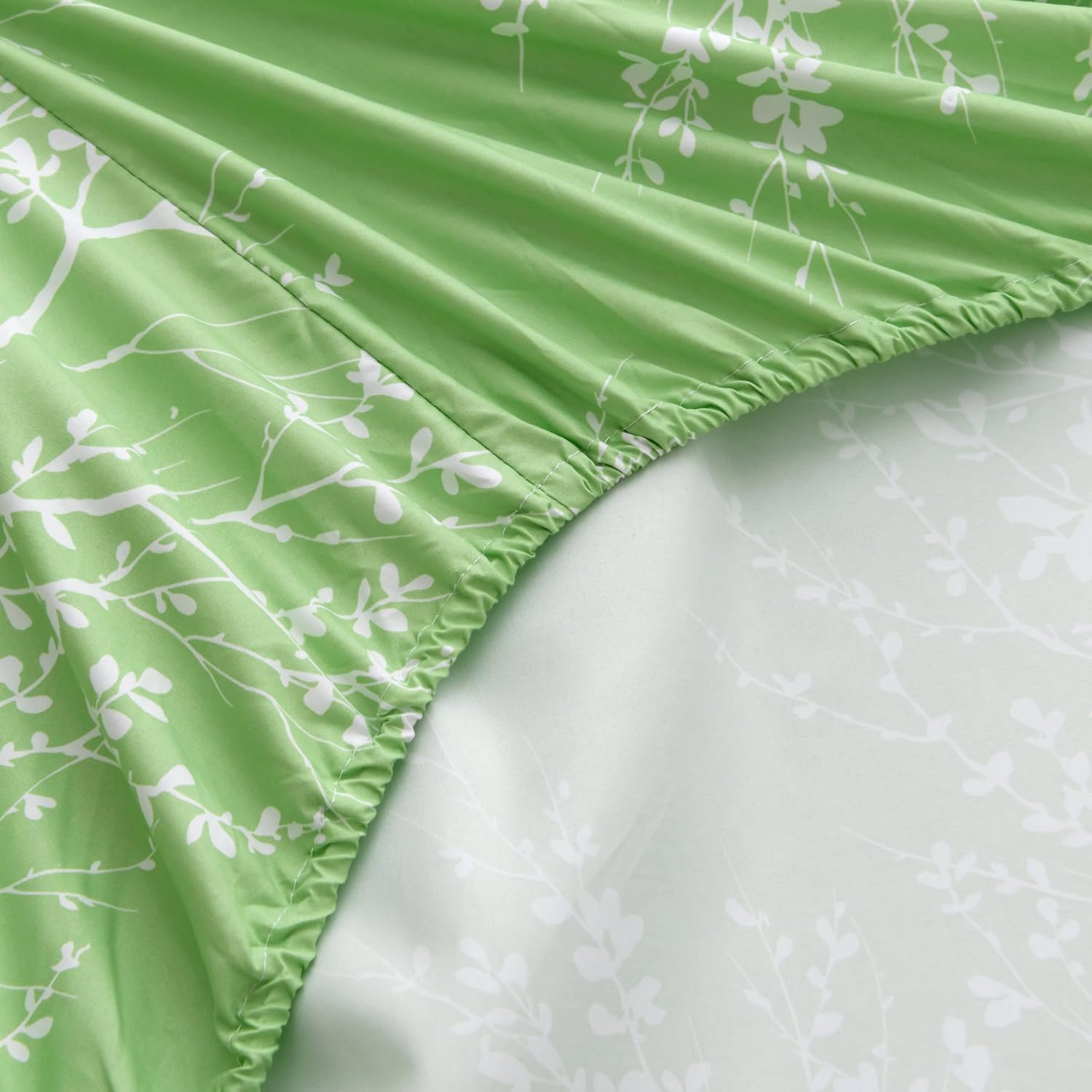 Twin Sage and White Microfiber Sheet Set