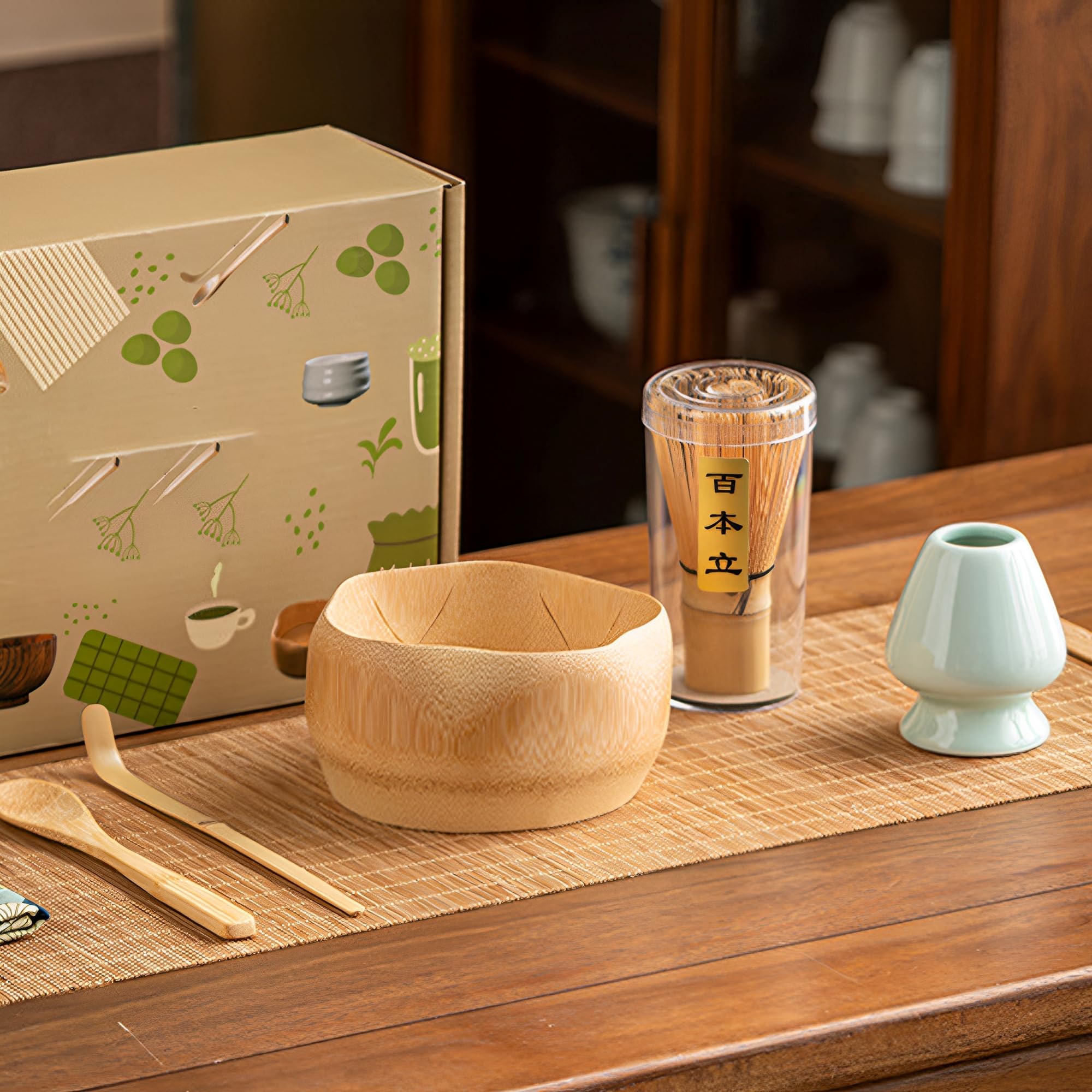 WYFCR 4PCS Matcha Schneebesen Set, Matcha-Teeset mit Schneebesen und Schüssel, Matcha Löffel, Schneebesenhalter, 510 ml Holzschale mit Ausgießer, handgefertigtes Matcha-Set zum Teetrinken