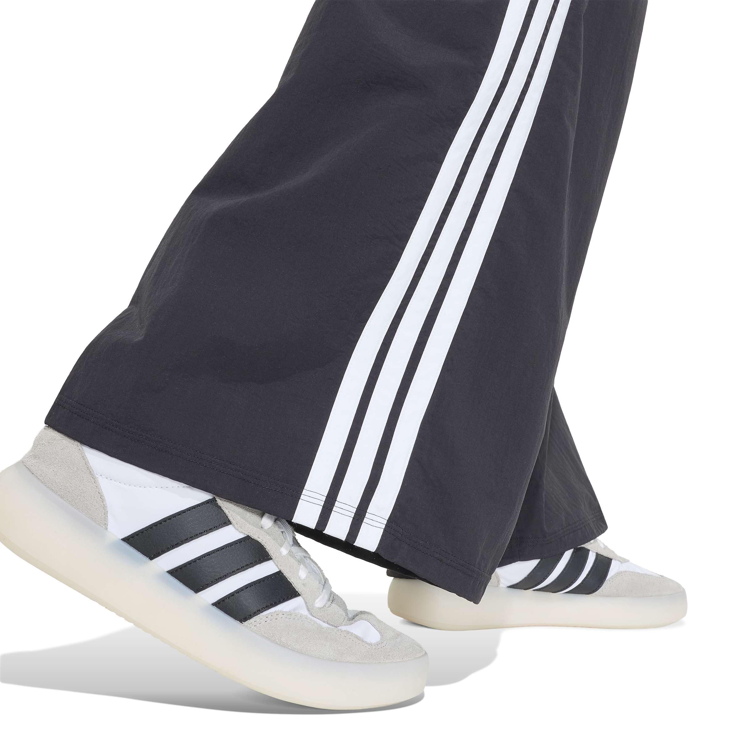adidas Damen Iconic Woven Wide Leg Trackpants with Bunjees Pants, Black/White, M