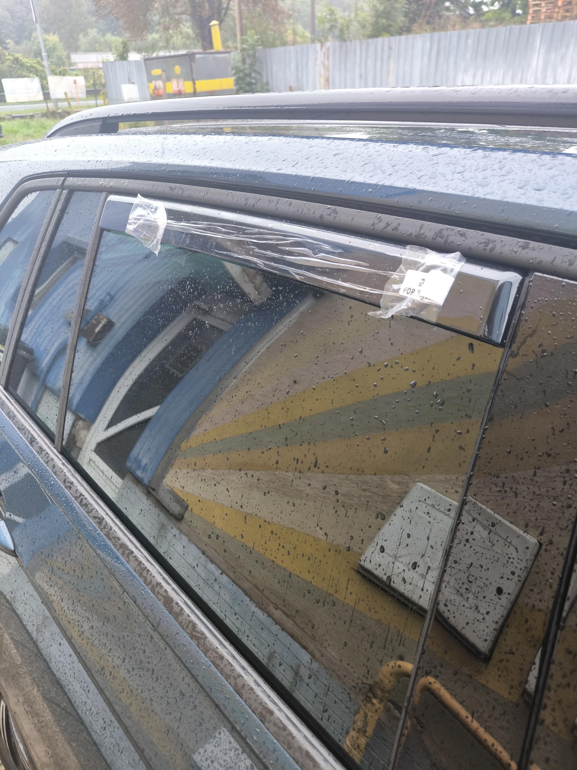 Kit 4 Deflettori Aria Nero Fumé Trasparento Antivento per Finestrini Laterali Anteriori e Posteriori Compatibile con VW Tiguan 2016-2024