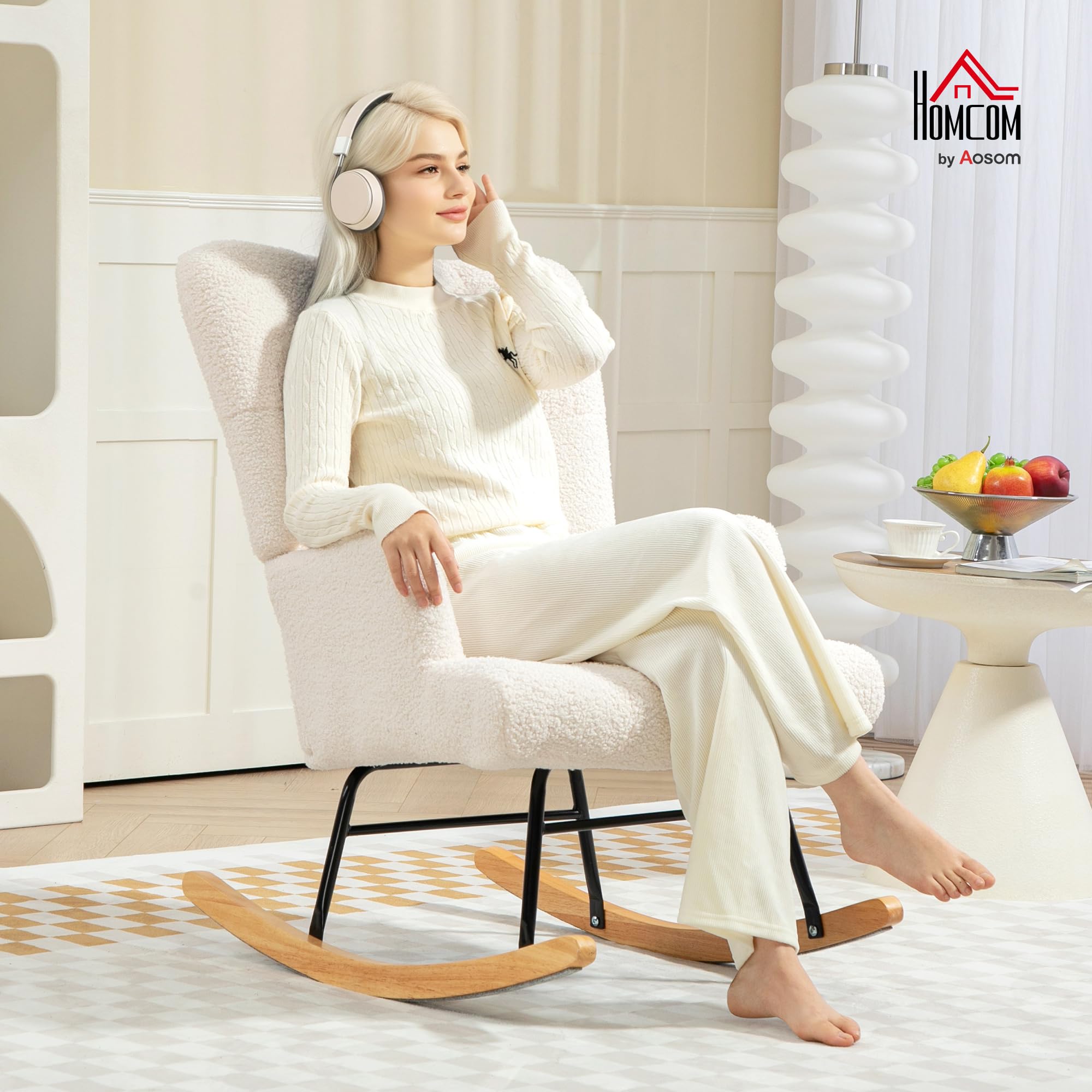 HOMCOM Silla Mecedora, Mecedora de Terciopelo de Teddy con Respaldo Alto, Patas de Madera de Caucho, Reposabrazos, Estilo Moderno, Sillón de Lactancia, Carga 120 kg, para Dormitorio, Salón, Crema