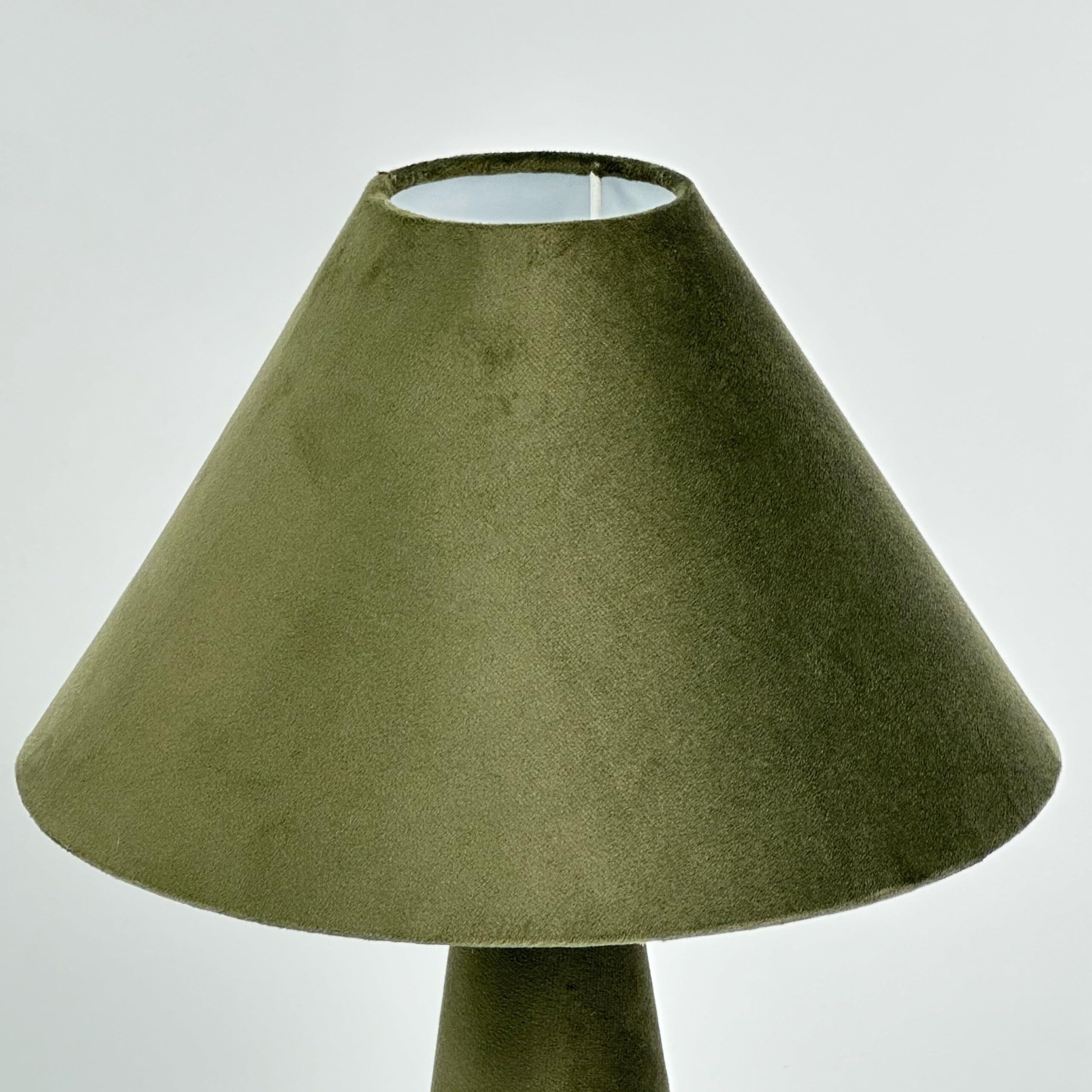 Relaxdays Tischlampe, Samtschirm & Metallfuß, E14, HxD: 47 x 30 cm, Nachttischlampe mit Kabel, Schlafzimmer, Olive/Gold
