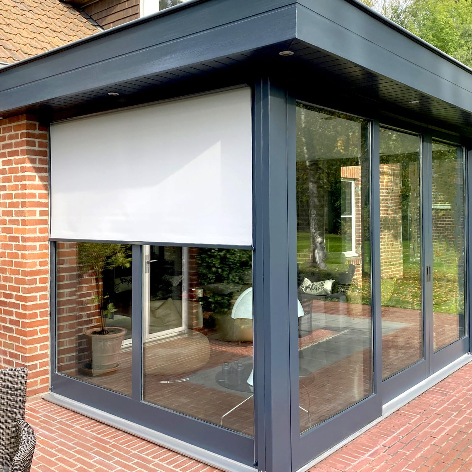 MADECOSTORE Tenda da sole motorizzata con interruttore – baule grigio – grigio chiaro – L210 x H300 cm