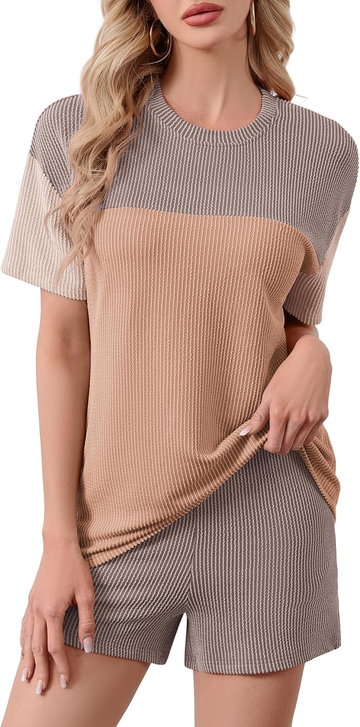 Women's Summer 2 Piece Outfits Lounge Matching Set Short Sleeve Top and Shorts with Pockets Travel Vacation Outfit