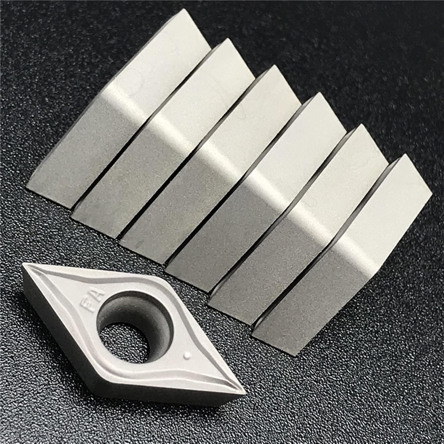Herramientas de torneado, Cortadores Insertos DCMT11T302 FA CT3000 Cermet Herramienta de torneado Inserto de carburo Hoja de pulido de procesamiento de acero profesional DCMT 11T302 Herramientas de to