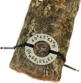 Carrie Clover Coordinates GPS Bracelet - Latitude Longitude Bracelet, Graduation Gift, Coordinate Bracelet, Long Distance Gift, Long Distance Relationship Gift, A98