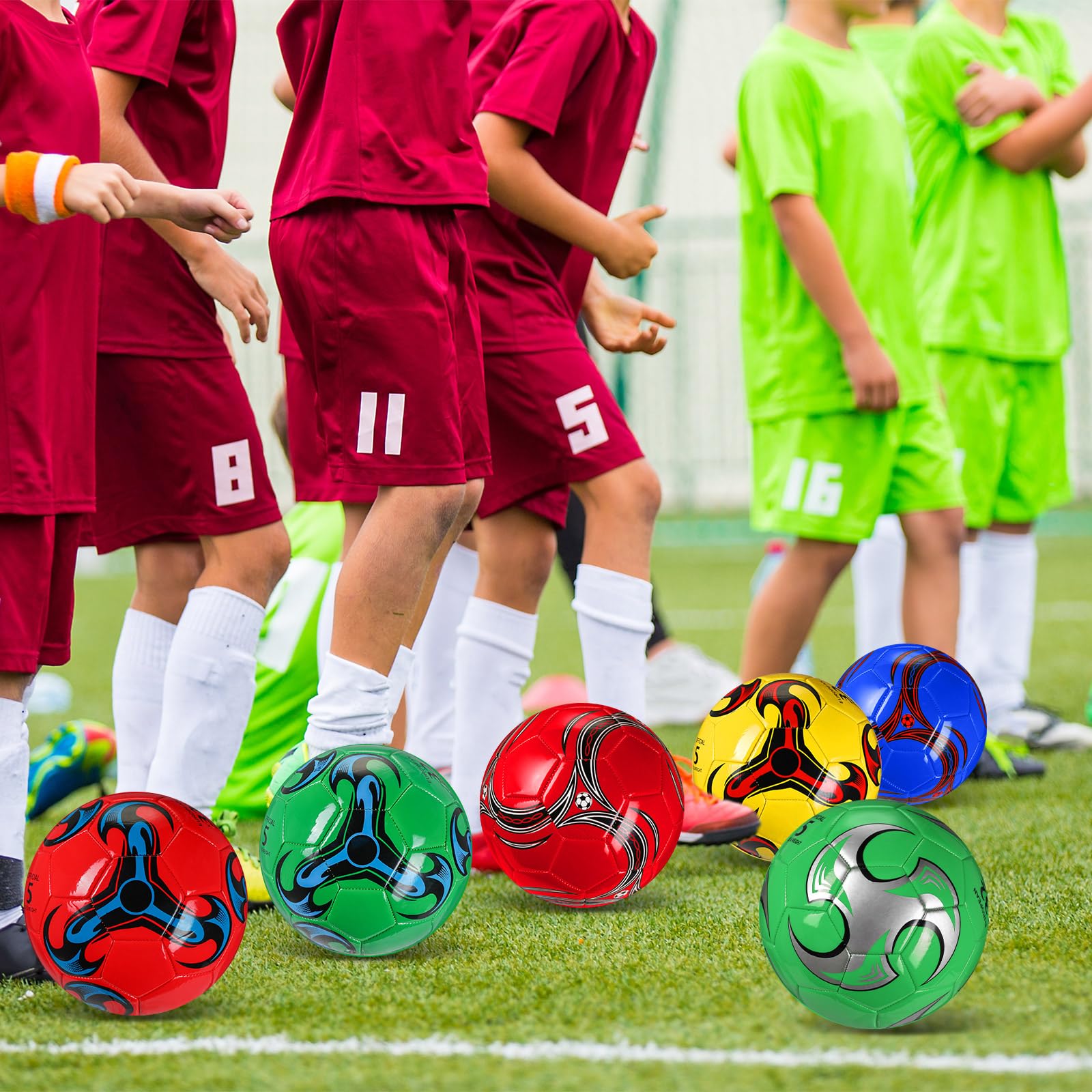Seenelling 12 balones de fútbol a granel con operación de bomba, tamaño 5 para deportes al aire libre, pelotas cosidas a máquina, suministros de donación de caridad cristiana, regalos de caridad de