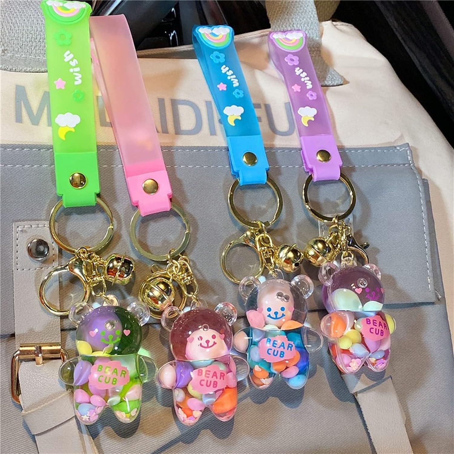 Kawaii Keychain Bear Liquid Floating Quicksand Cute Keychains Bag Charm Wristlet Bracelet Key Ring for Women Girl