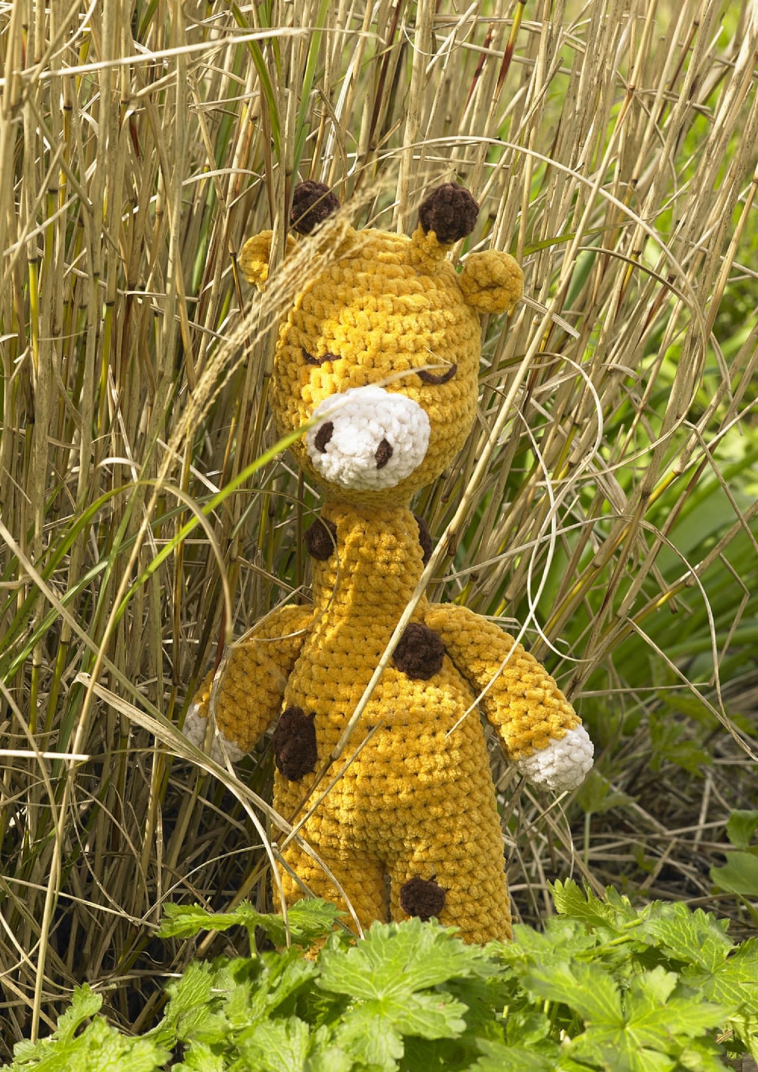 James C Brett Chunky George Giraffe Crochet Pattern JB930 44 cm High