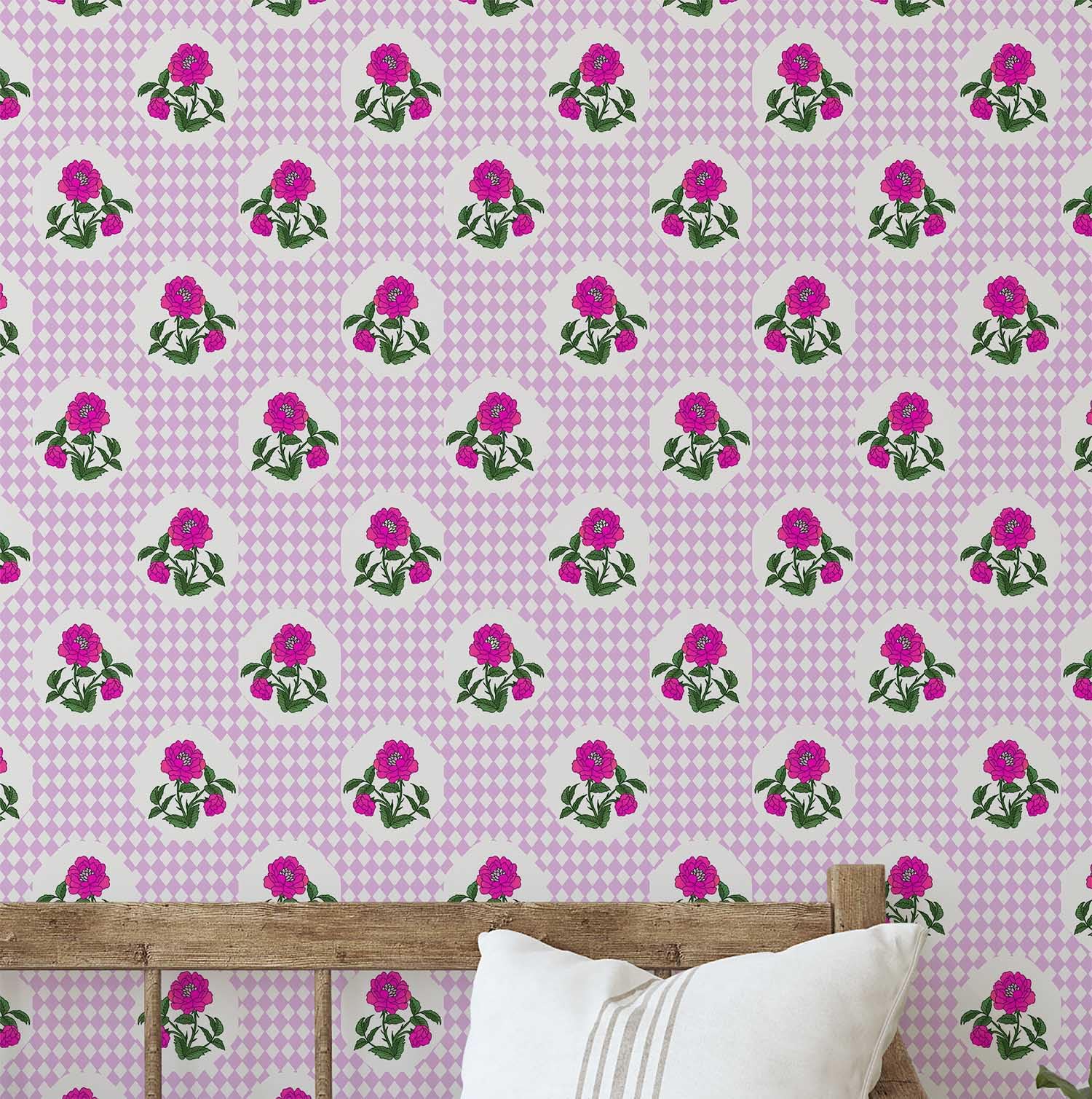 Papier peint floral autocollant et texturé pour un relooking mural facile